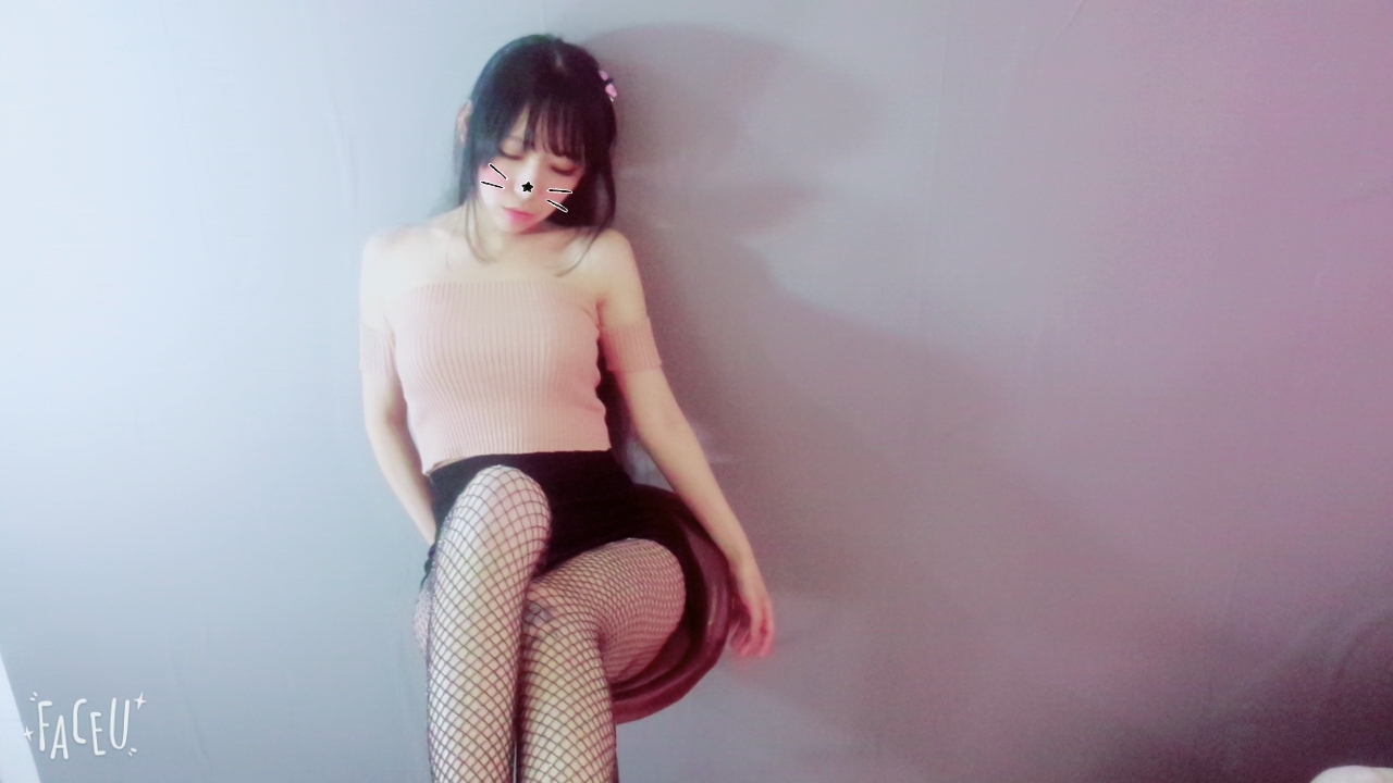 兔玩映画系列 配音妹子朴美桃附赠图包！