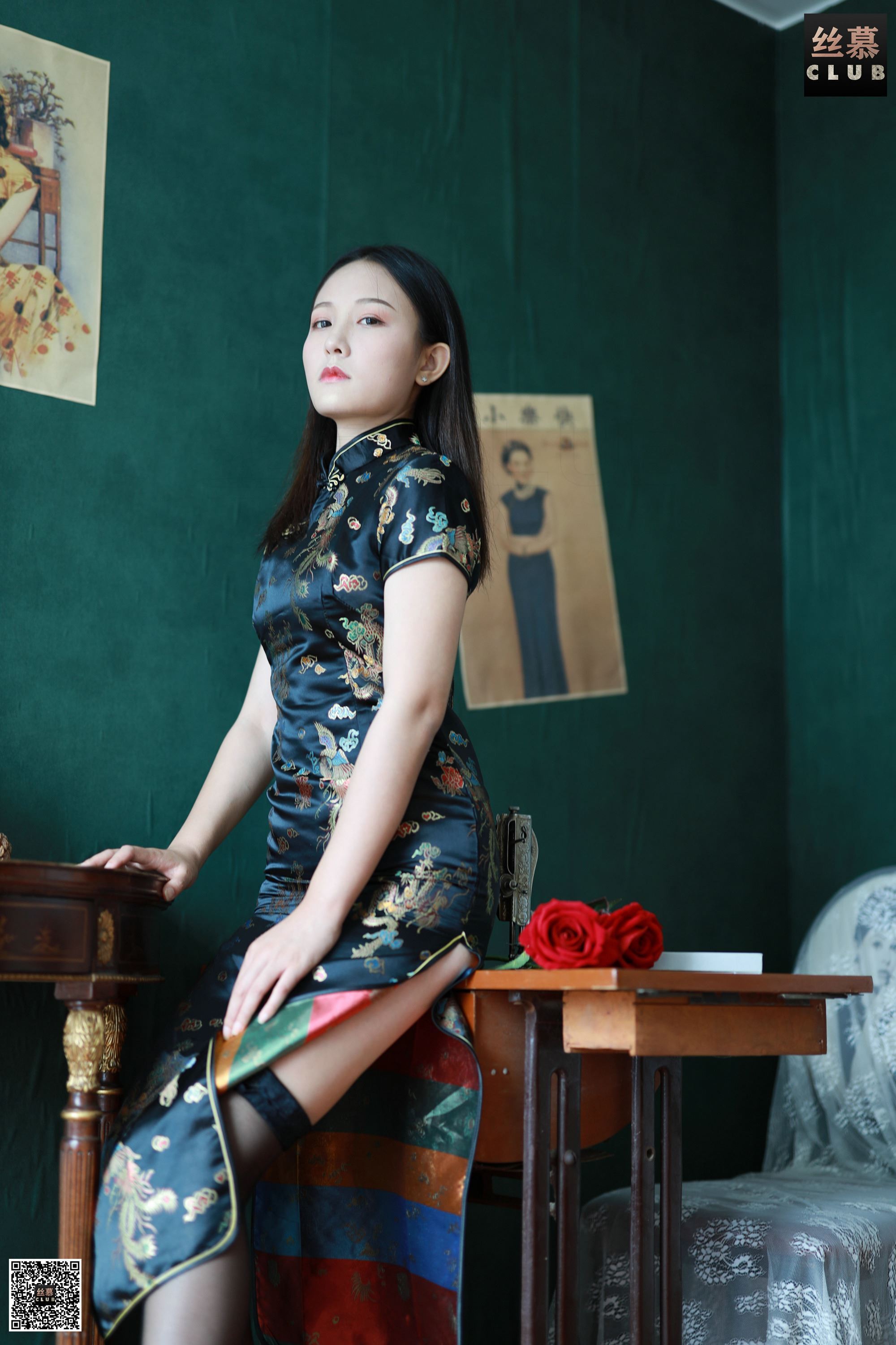 丝慕写真 SM098 张小姐 – 旗袍秀