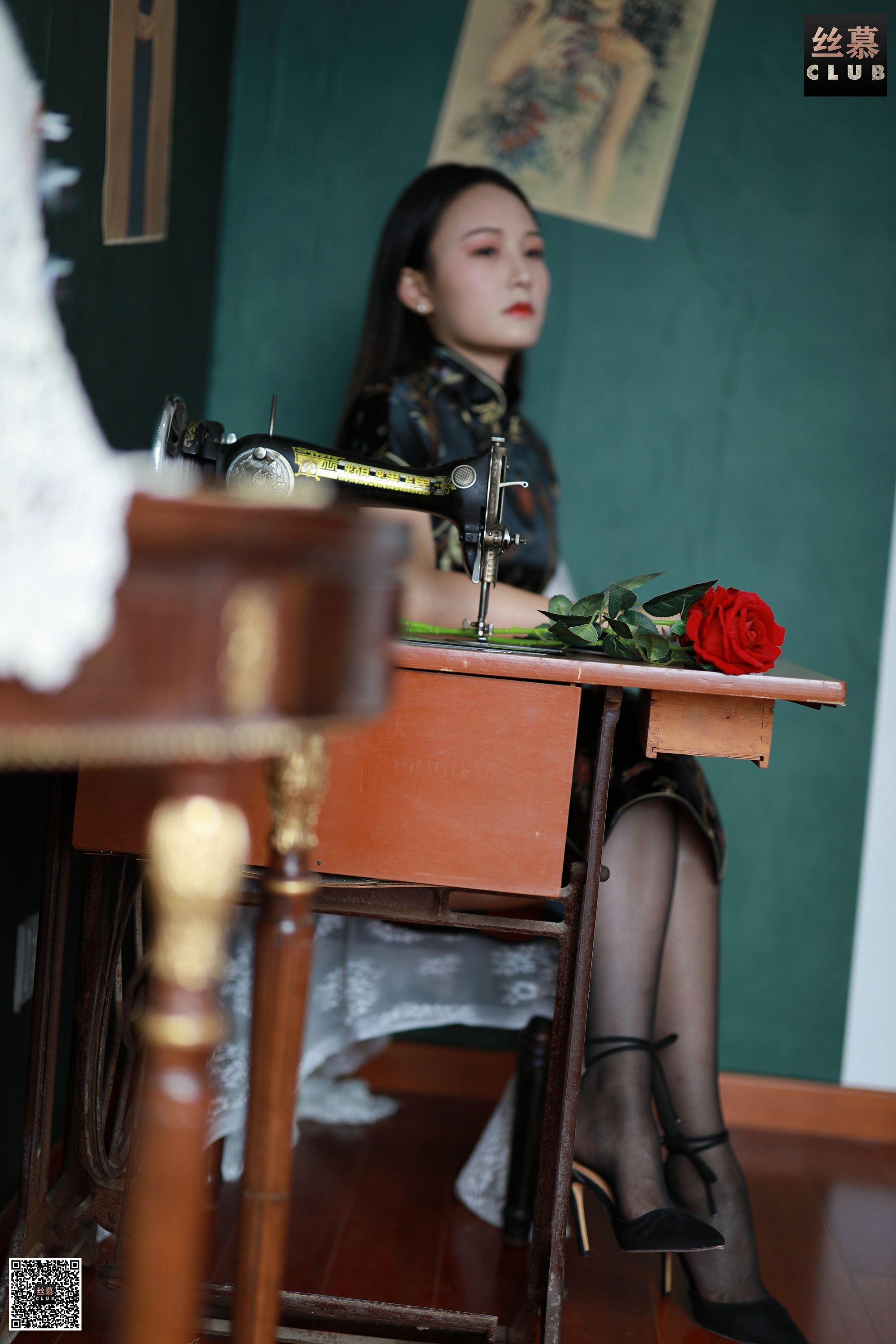 丝慕写真 SM098 张小姐 – 旗袍秀