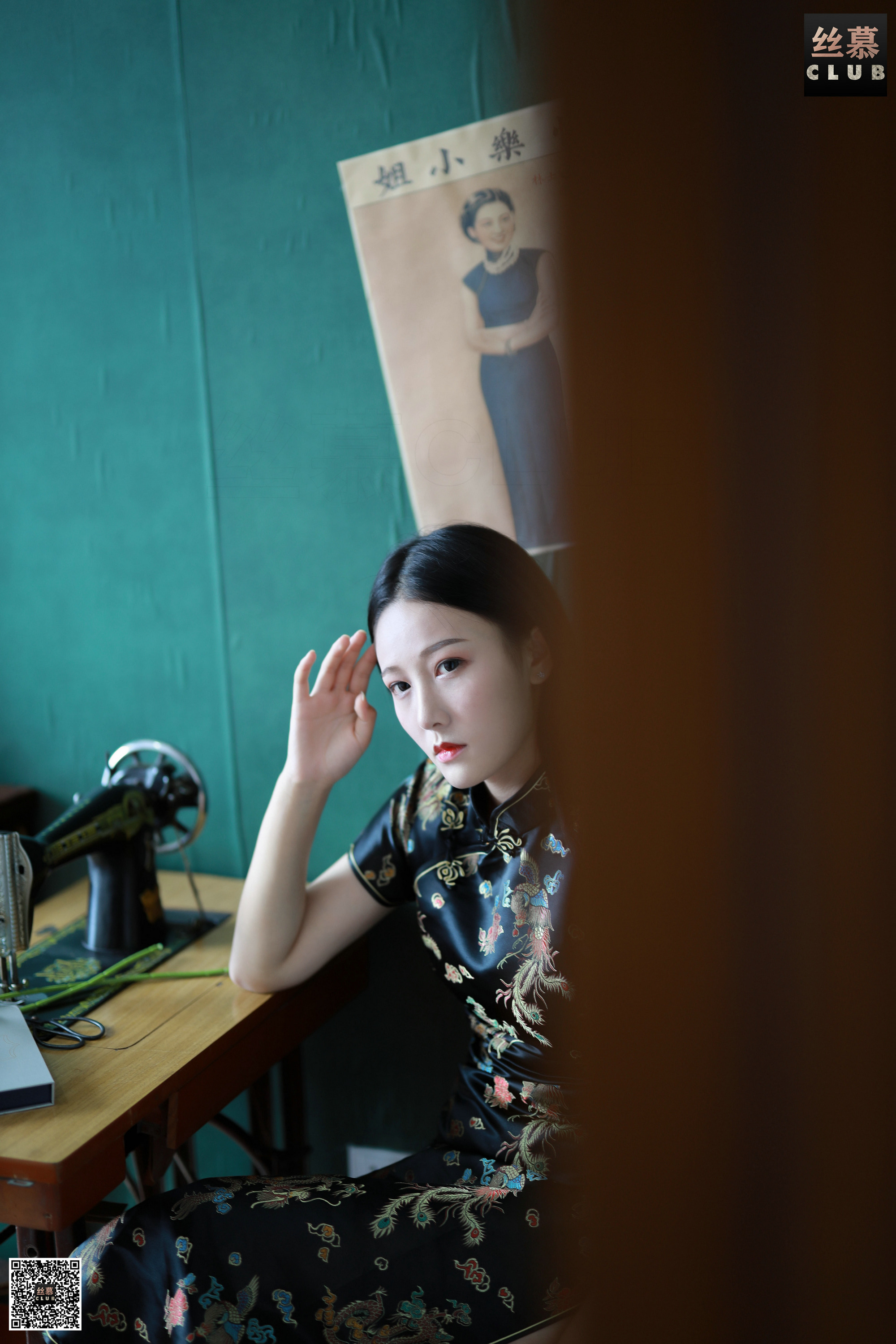 丝慕写真 SM098 张小姐 – 旗袍秀