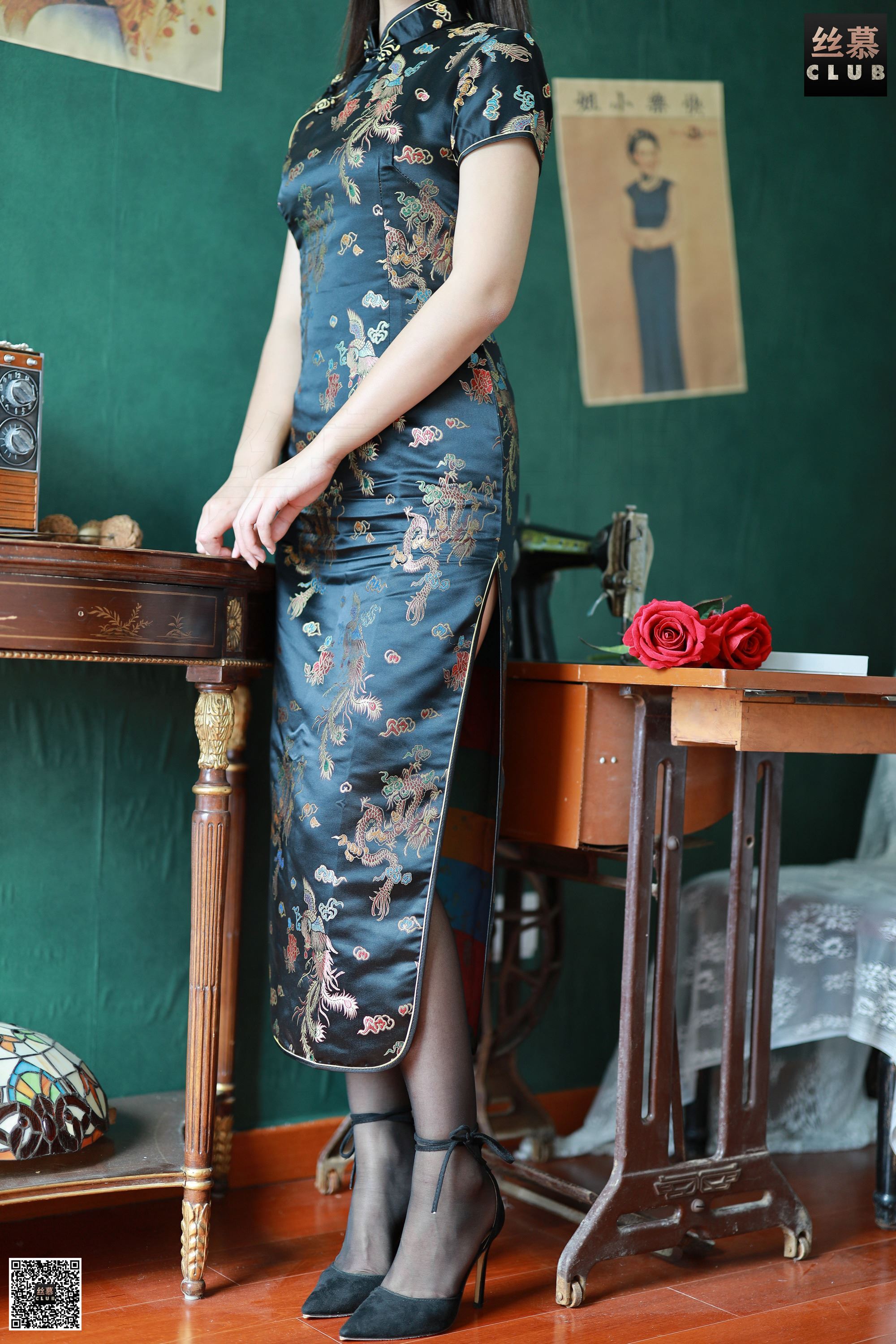 丝慕写真 SM098 张小姐 – 旗袍秀