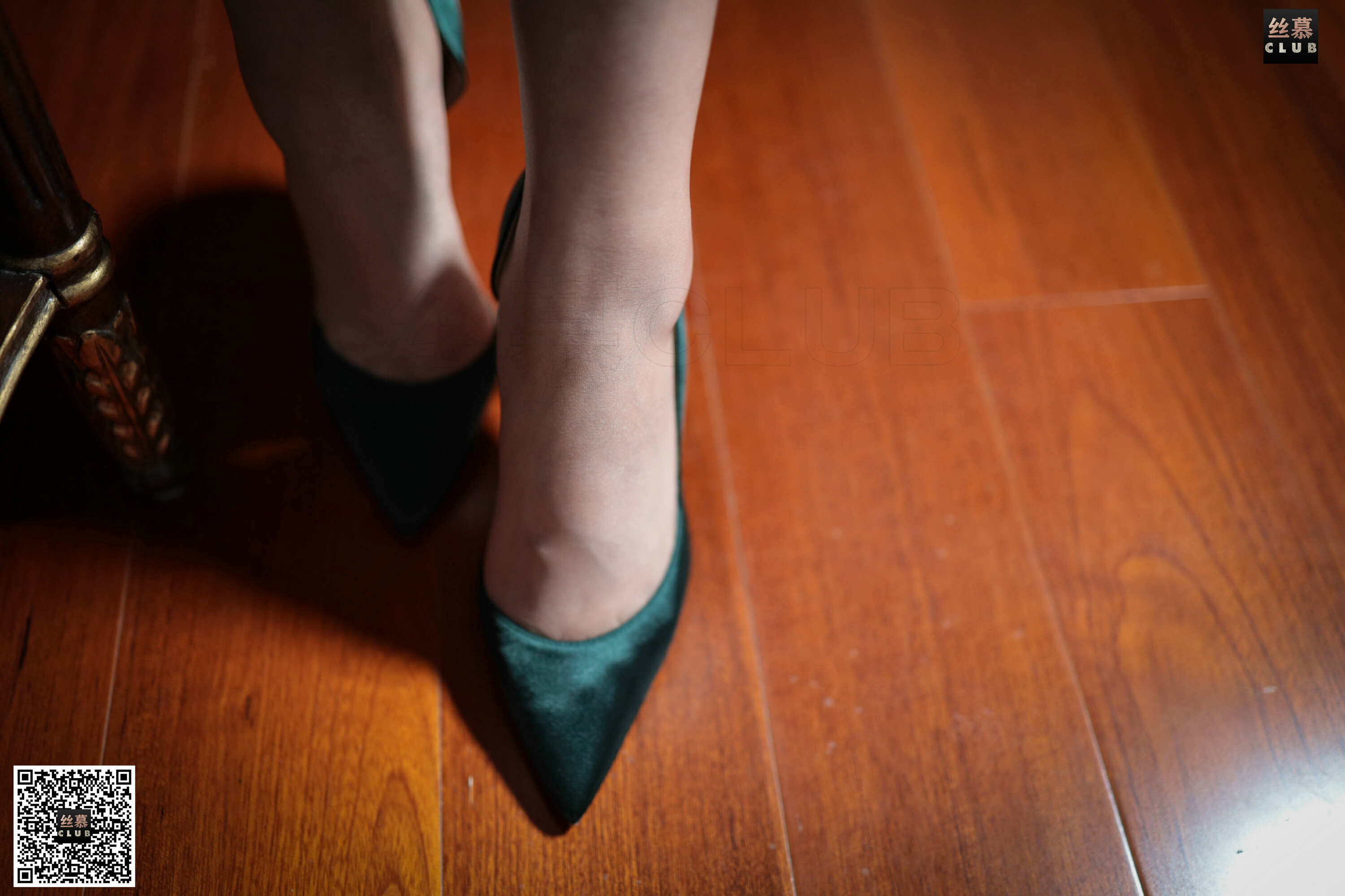 丝慕写真 欣妹 – 玫瑰花