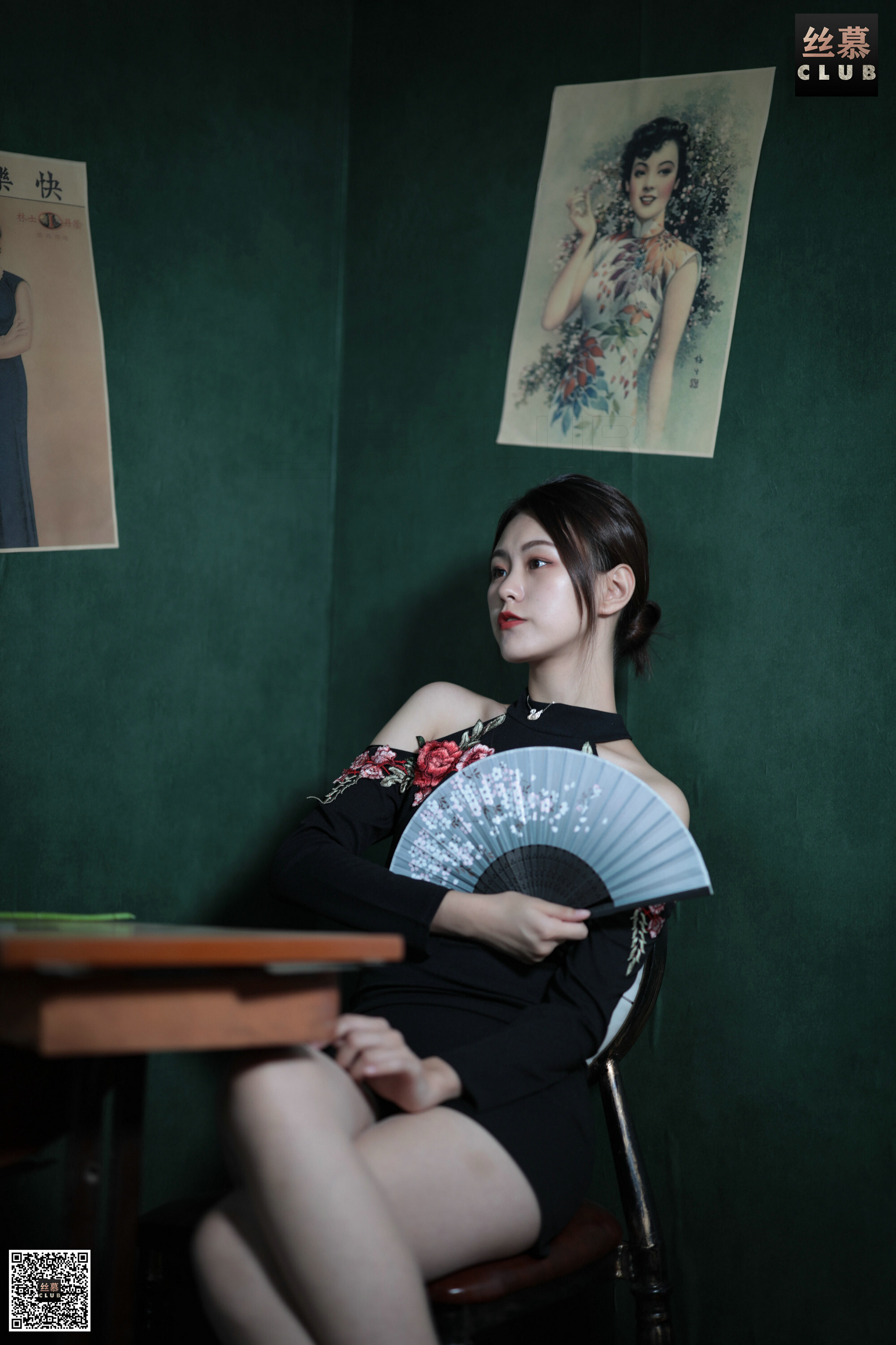 丝慕写真 欣妹 – 玫瑰花