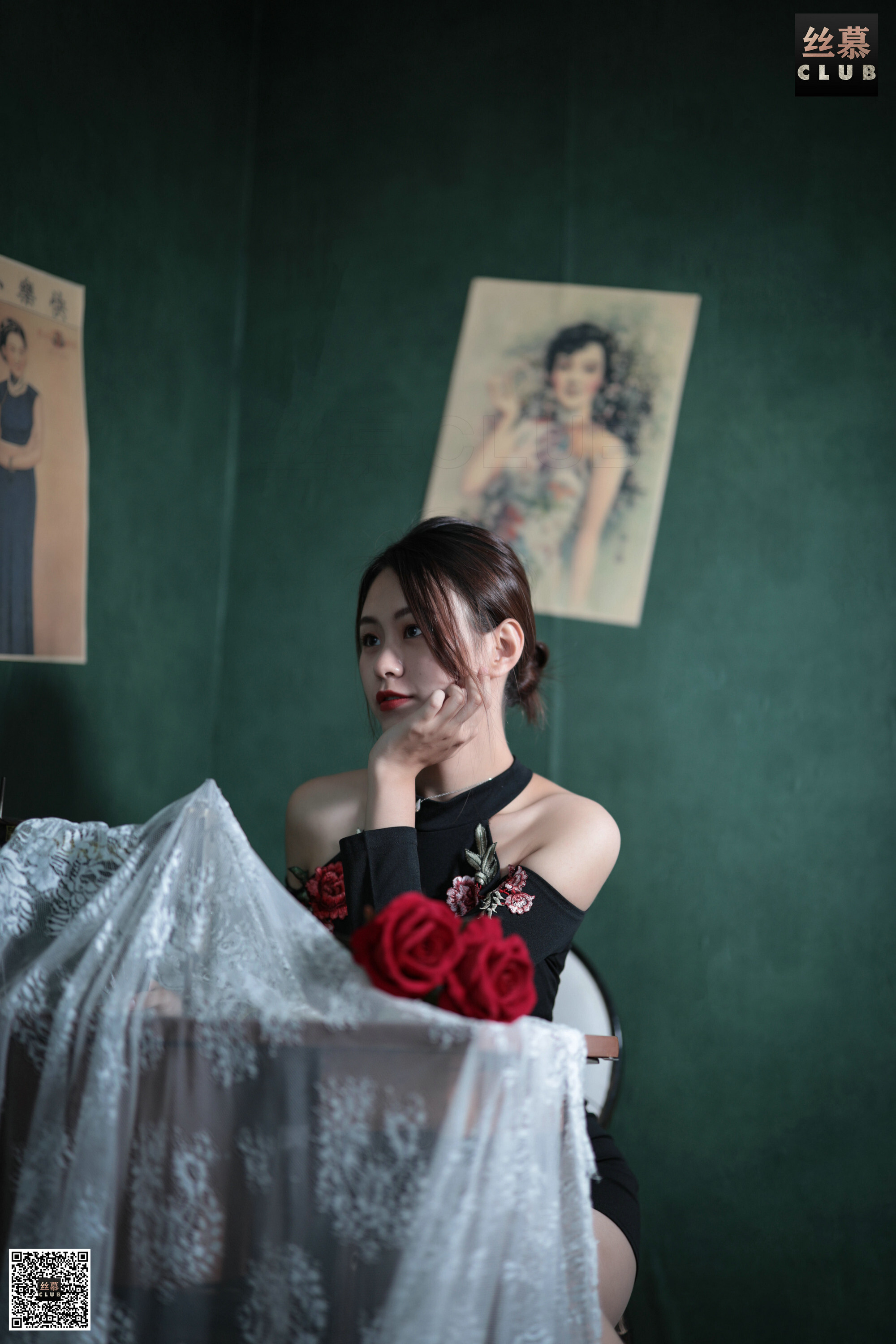 丝慕写真 欣妹 – 玫瑰花