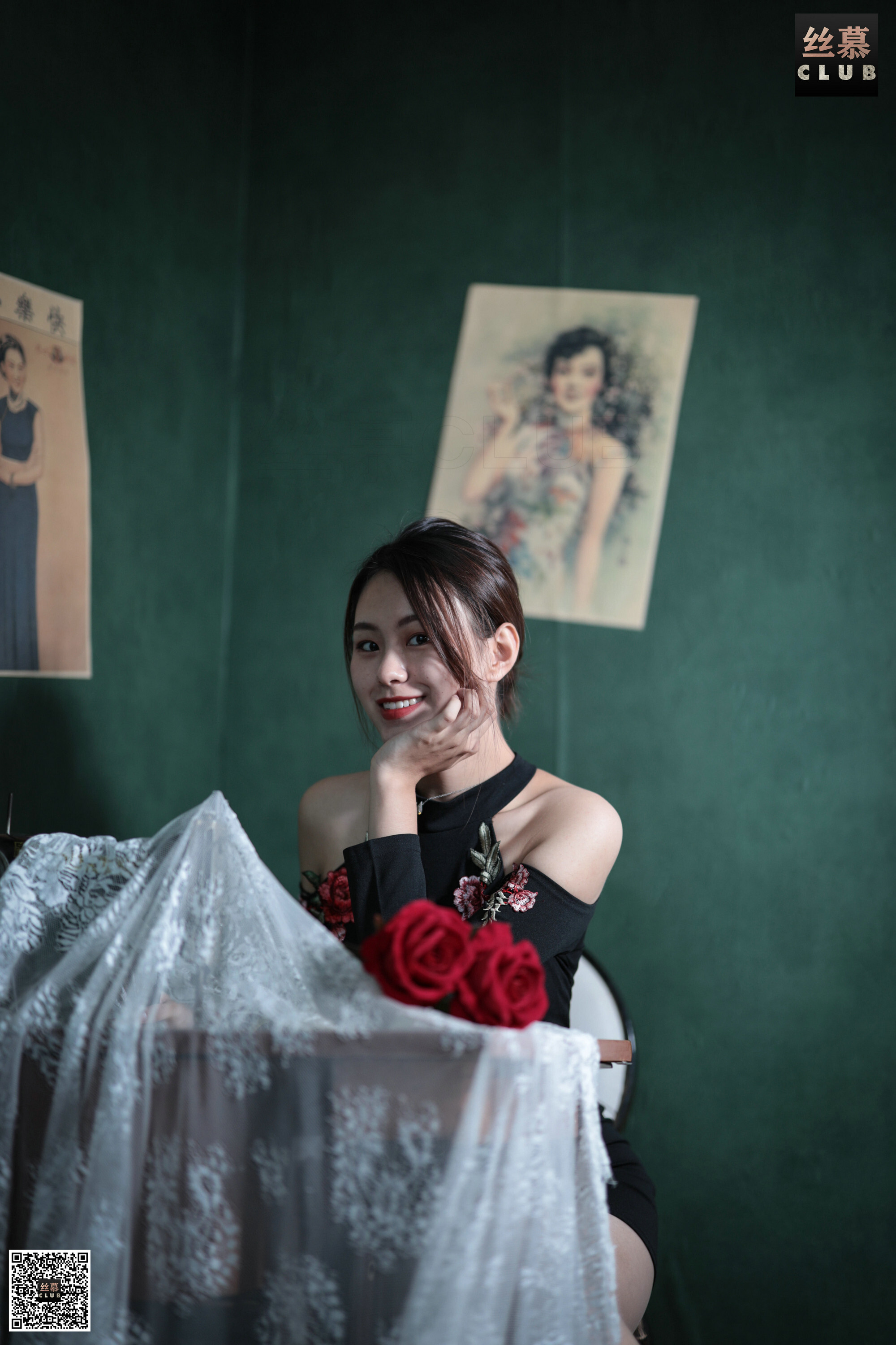 丝慕写真 欣妹 – 玫瑰花