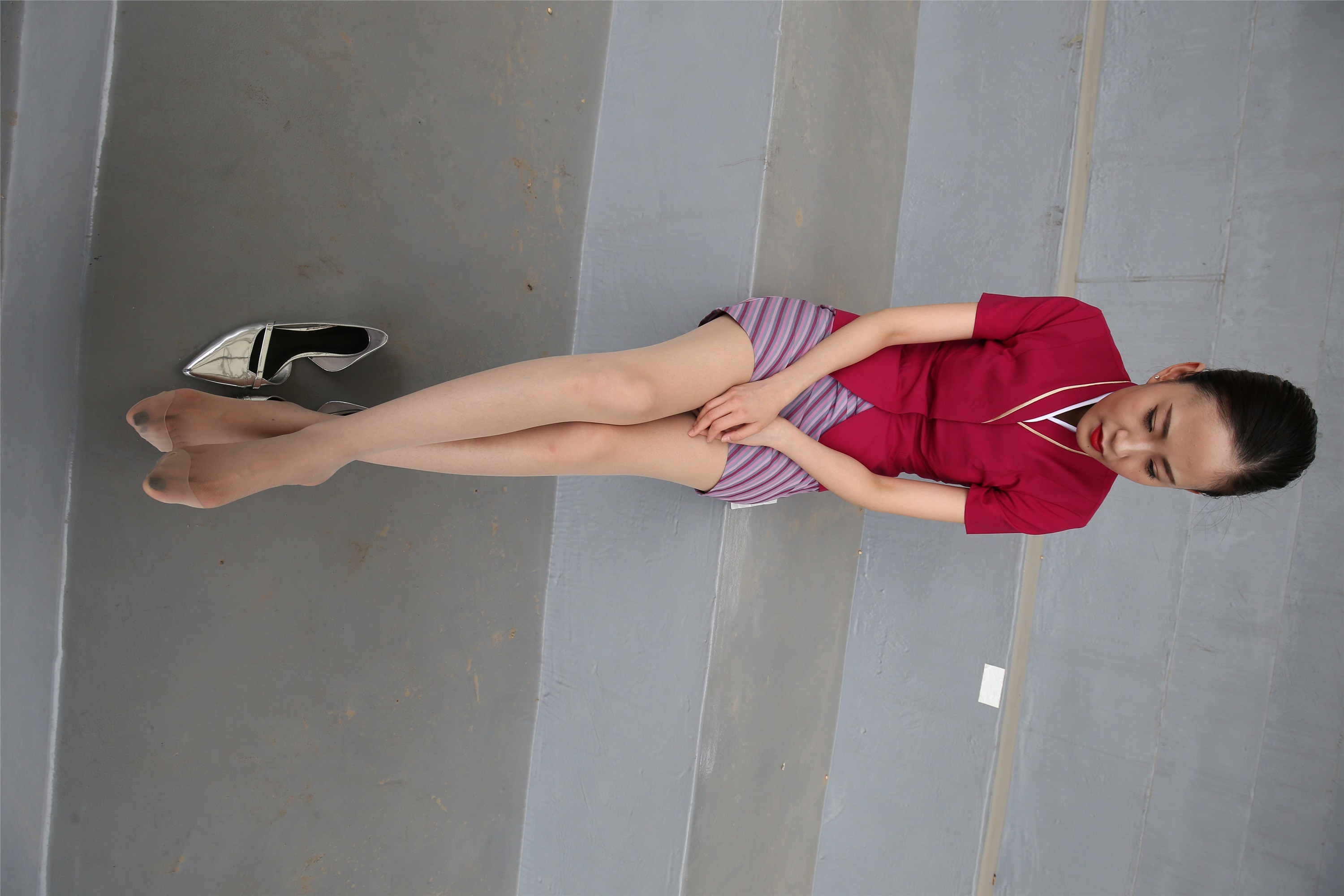 大西瓜美女图片 Z3-4 空姐制服674p3