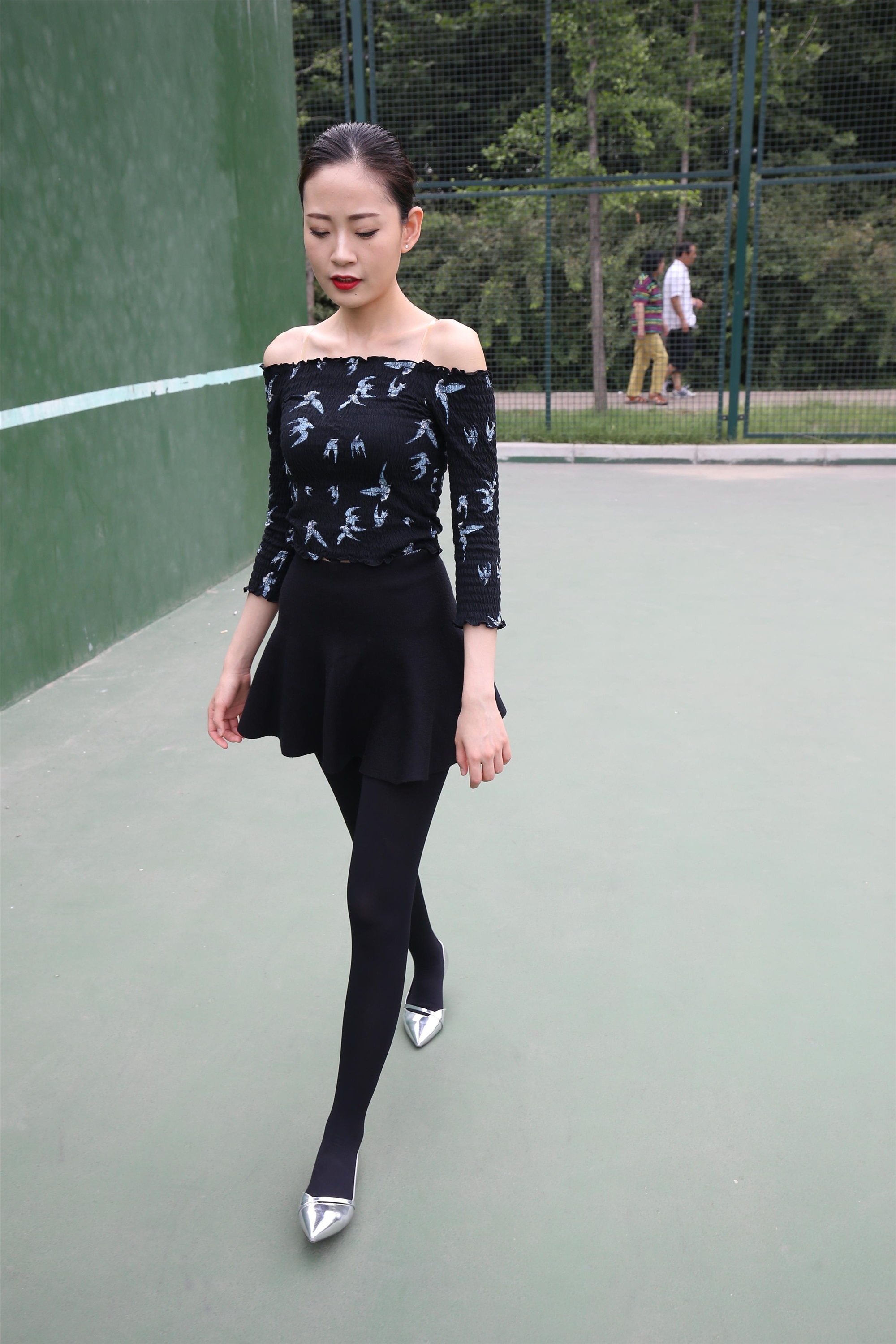 大西瓜美女图片 Z3-5 空姐黑袜738p3