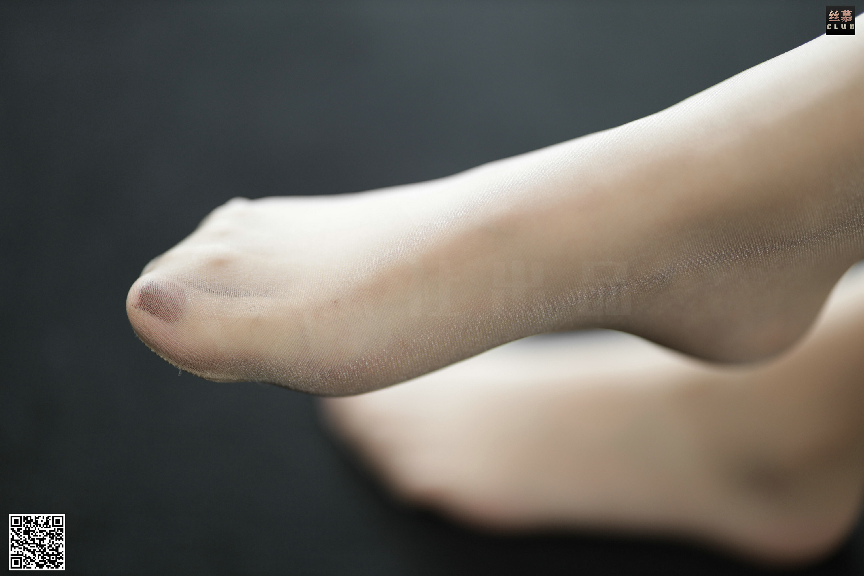 丝慕写真 新晋腿神 – 文欣