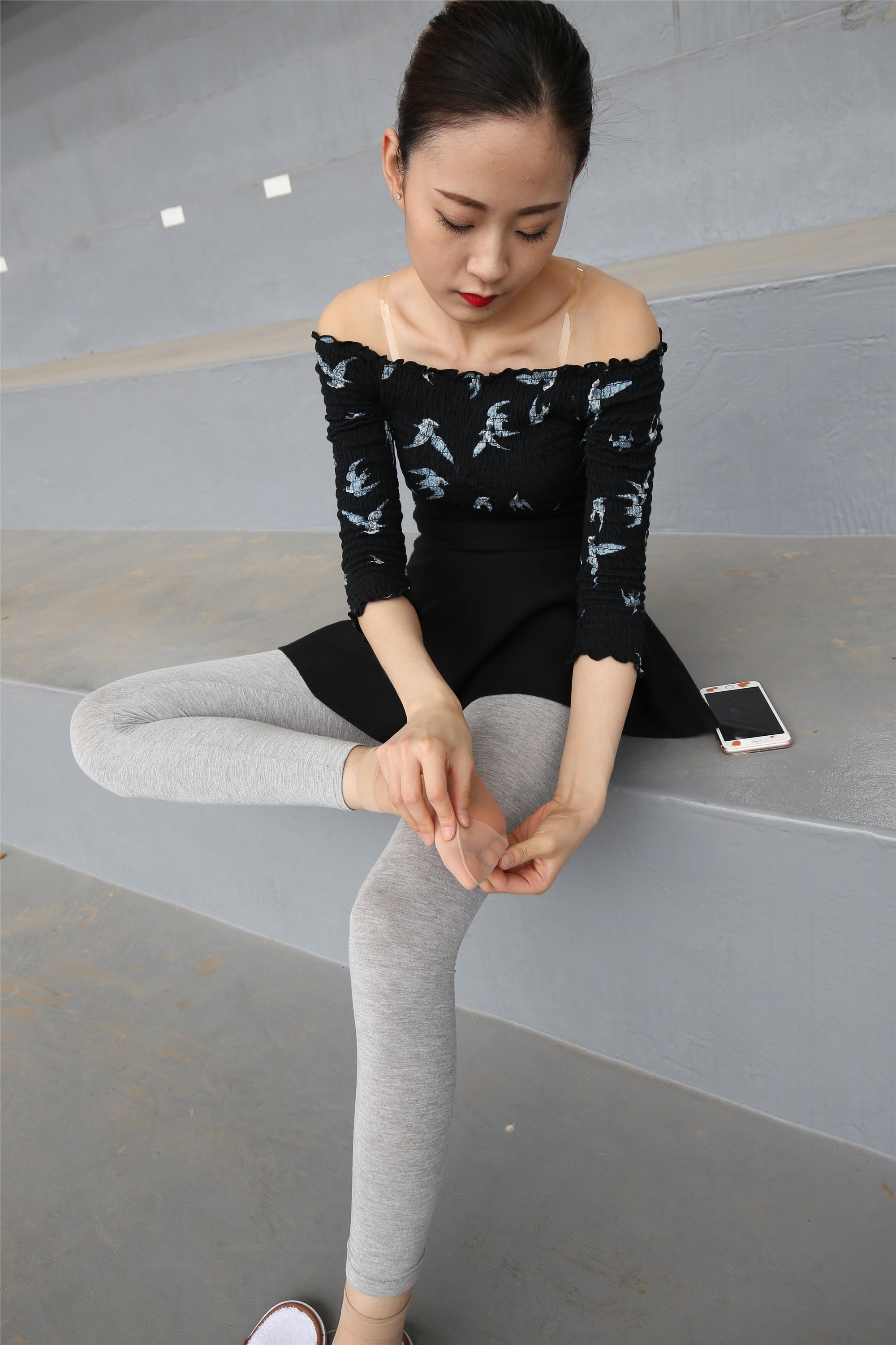 大西瓜美女图片 Z3-6 空姐灰丝459p1