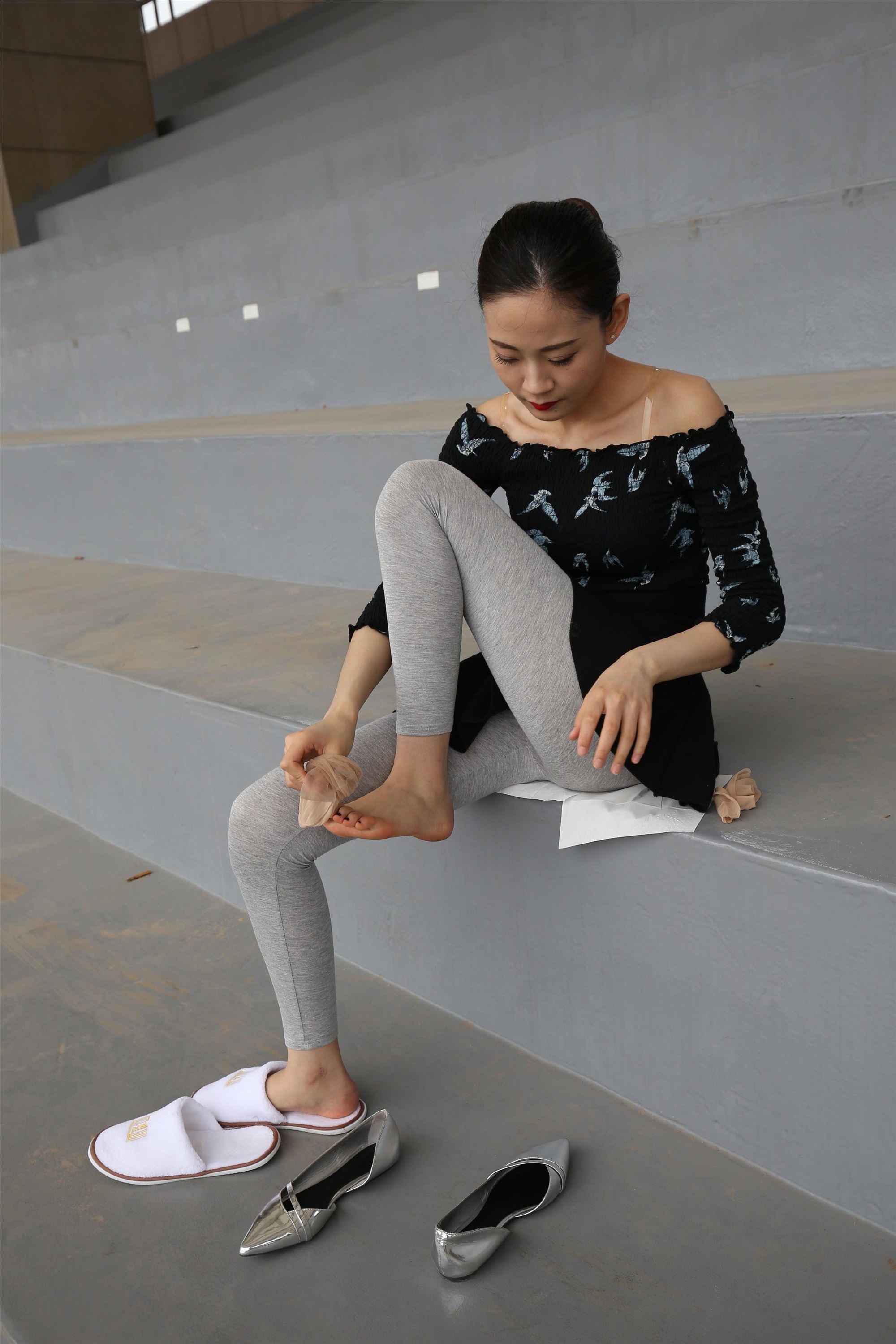 大西瓜美女图片 Z3-6 空姐灰丝459p1