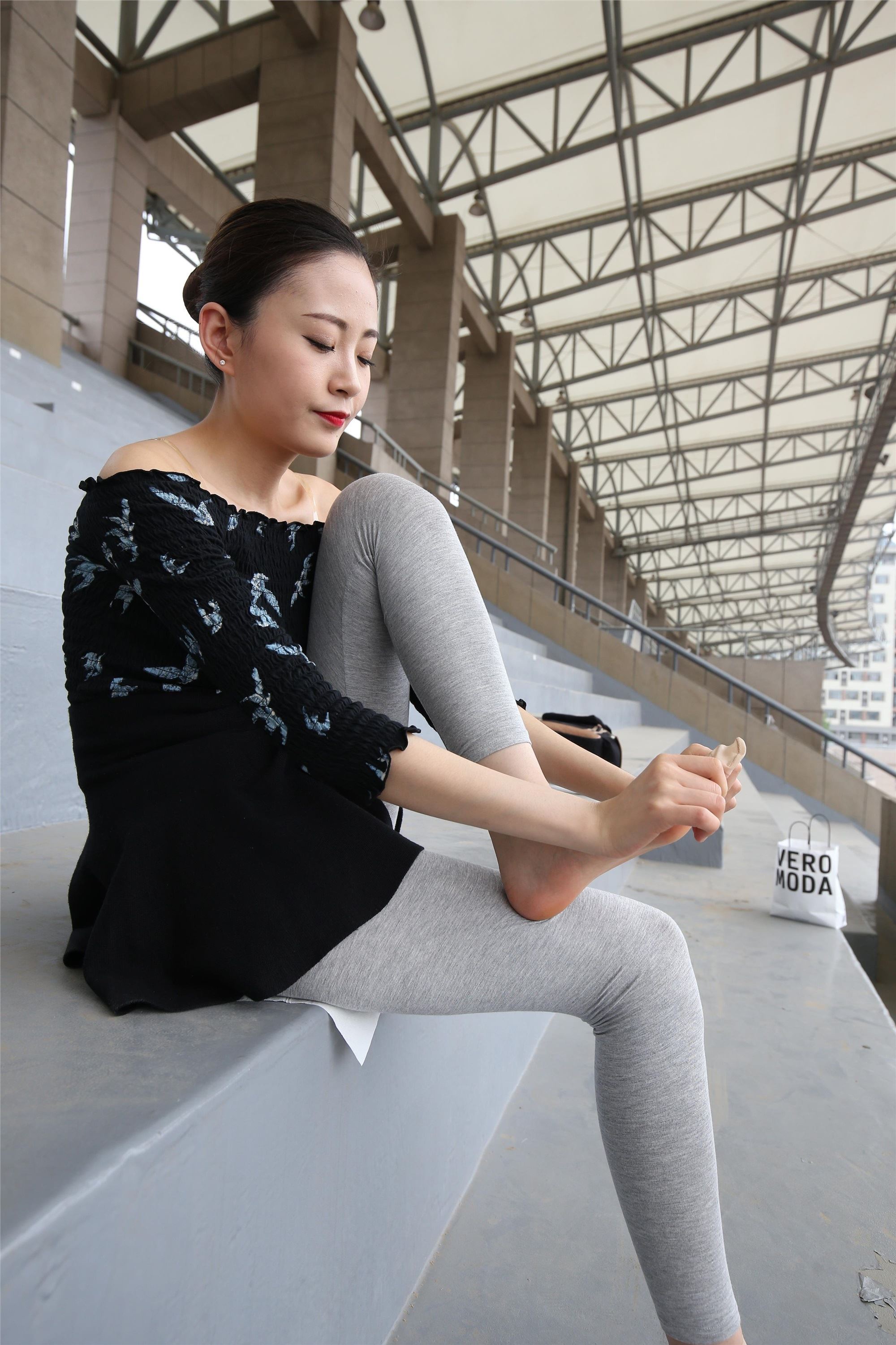 大西瓜美女图片 Z3-6 空姐灰丝459p1