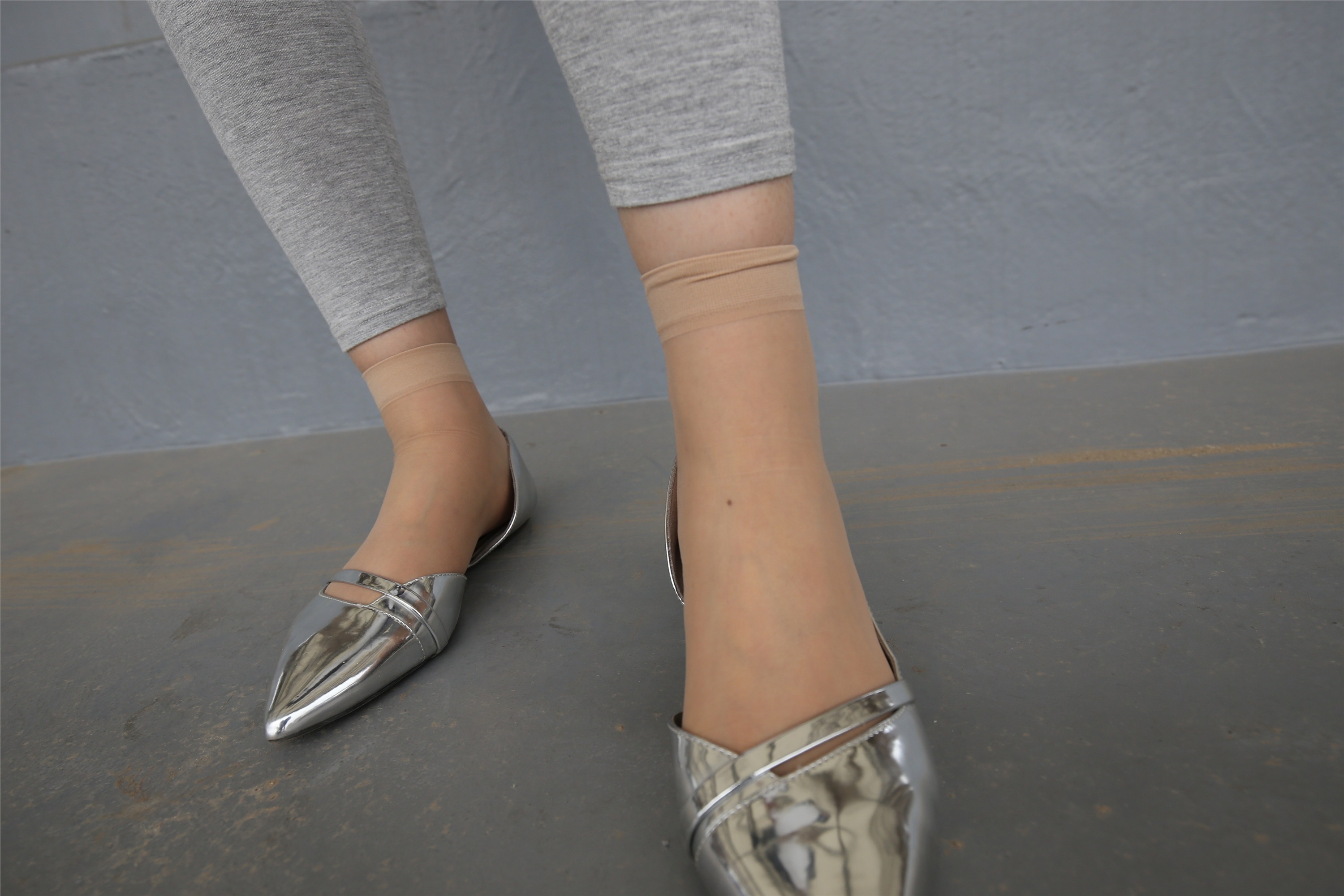 大西瓜美女图片 Z3-6 空姐灰丝459p2