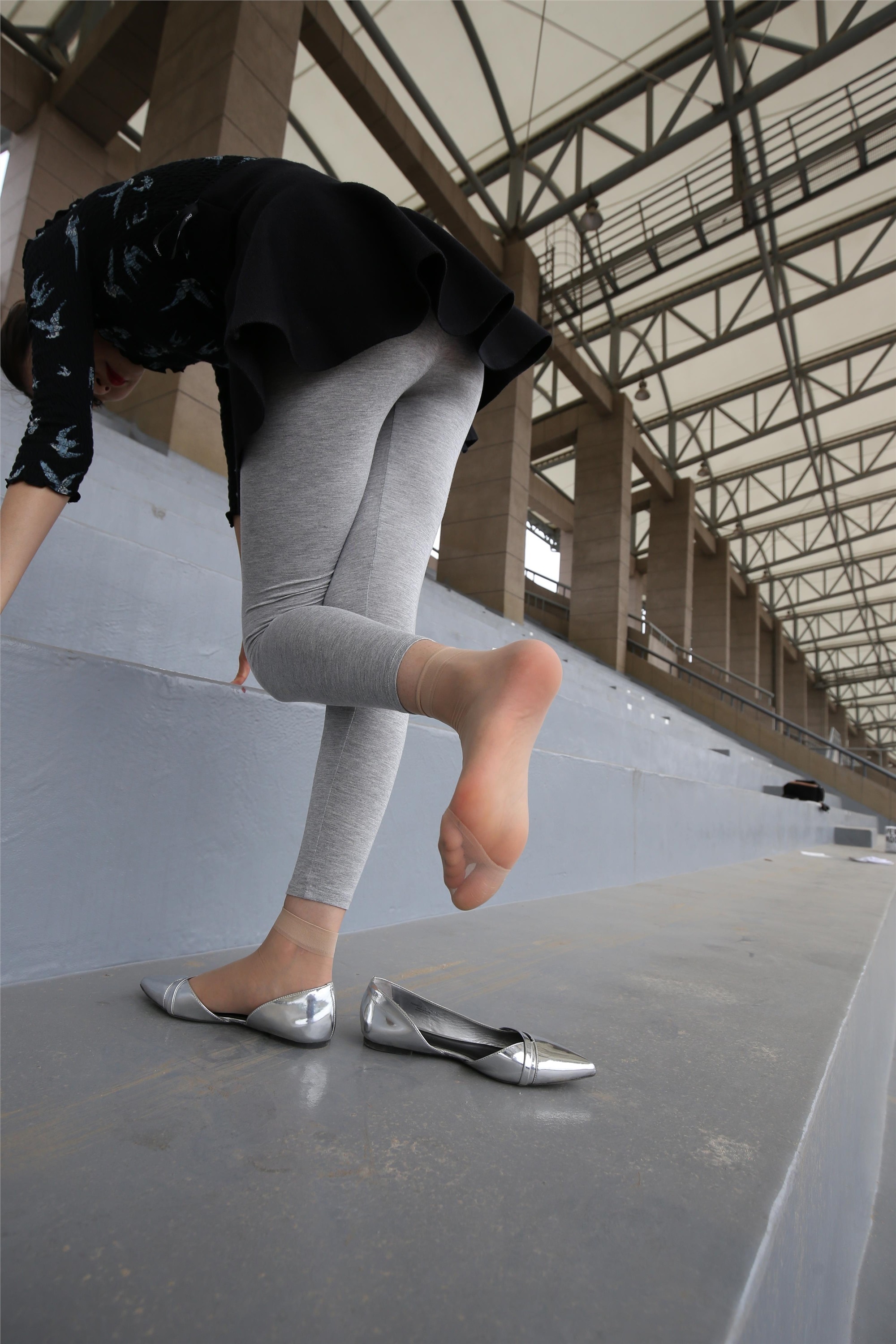 大西瓜美女图片 Z3-6 空姐灰丝459p2