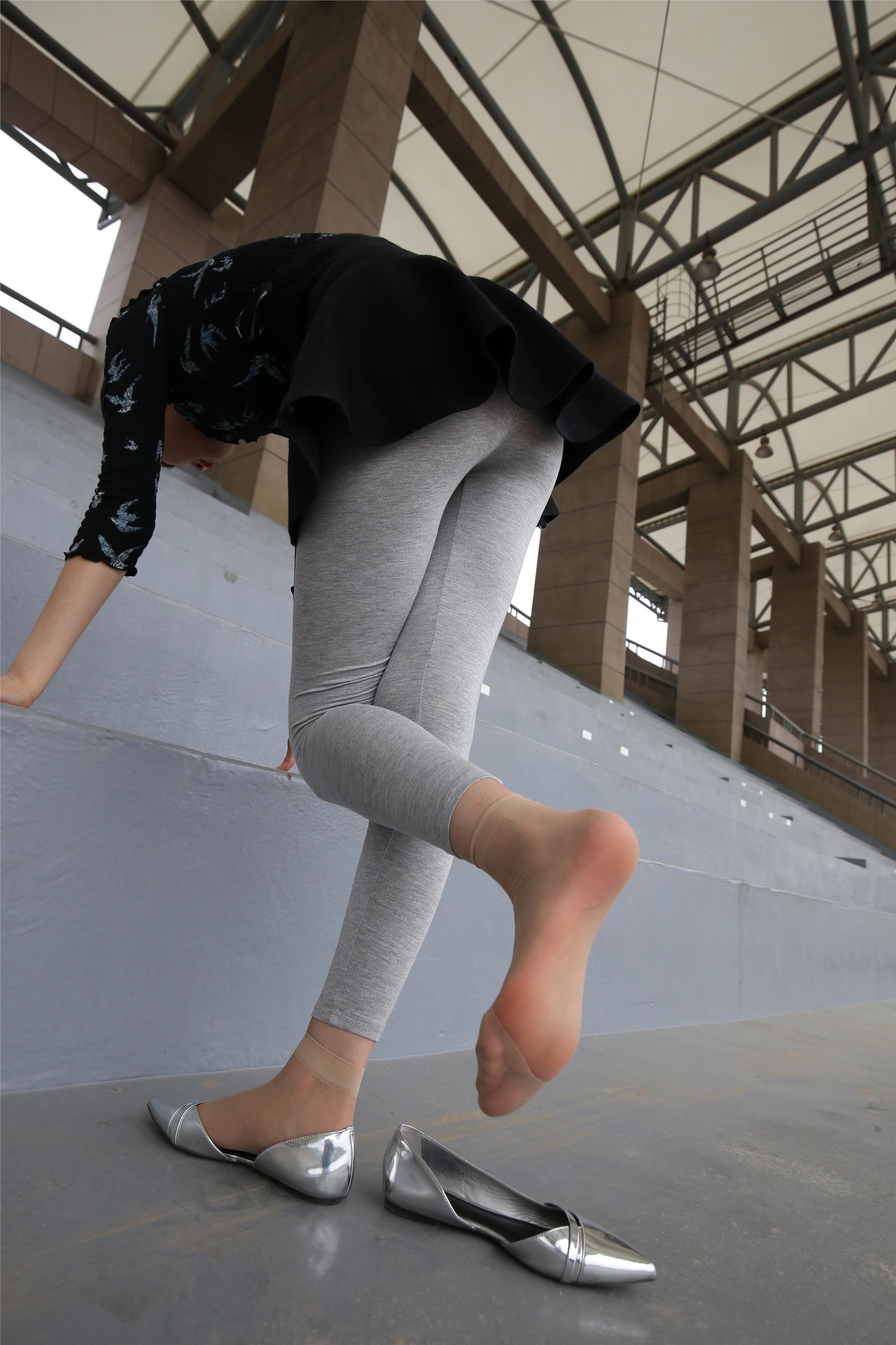 大西瓜美女图片 Z3-6 空姐灰丝459p2