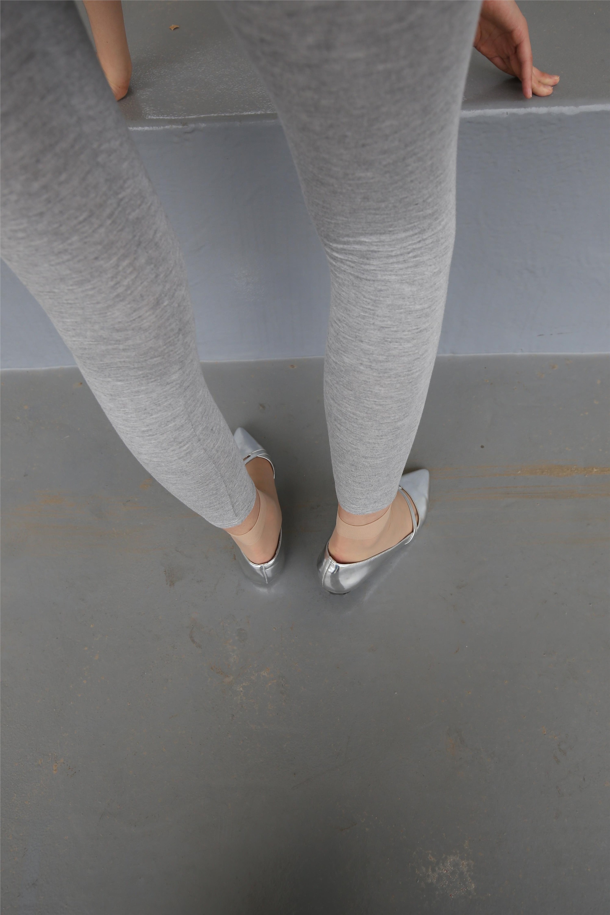 大西瓜美女图片 Z3-6 空姐灰丝459p2