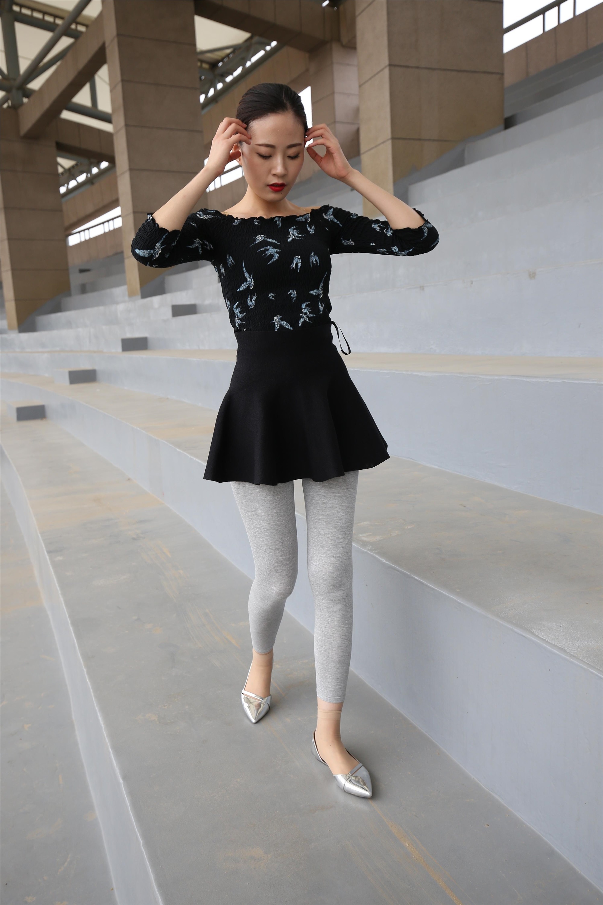 大西瓜美女图片 Z3-6 空姐灰丝459p2