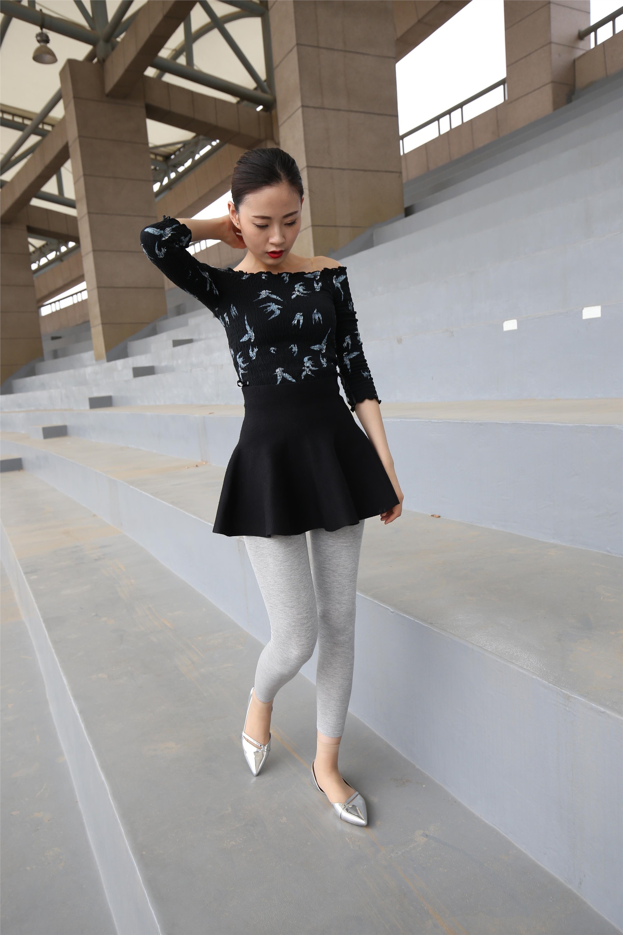 大西瓜美女图片 Z3-6 空姐灰丝459p2