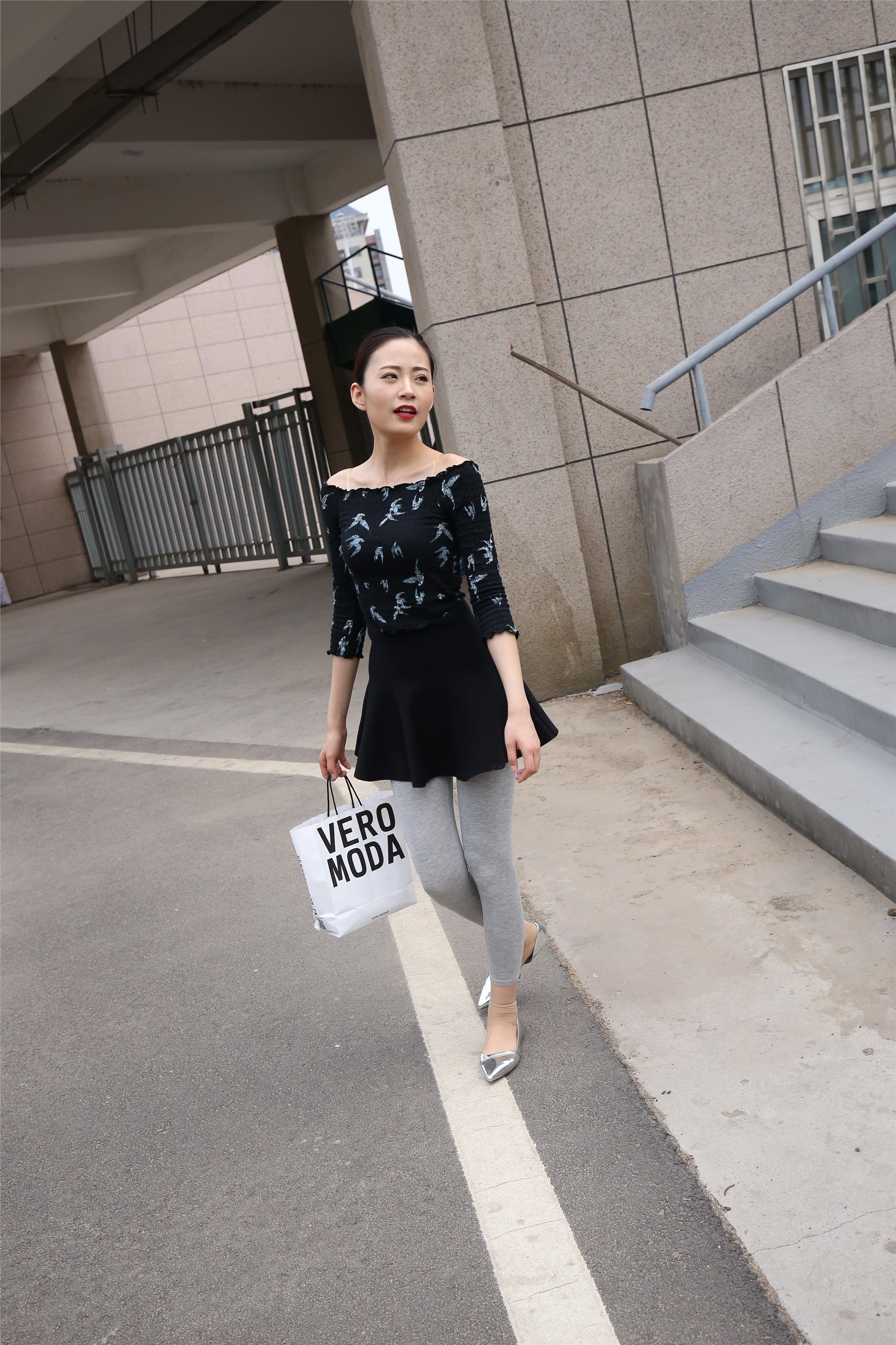 大西瓜美女图片 Z3-6 空姐灰丝459p3