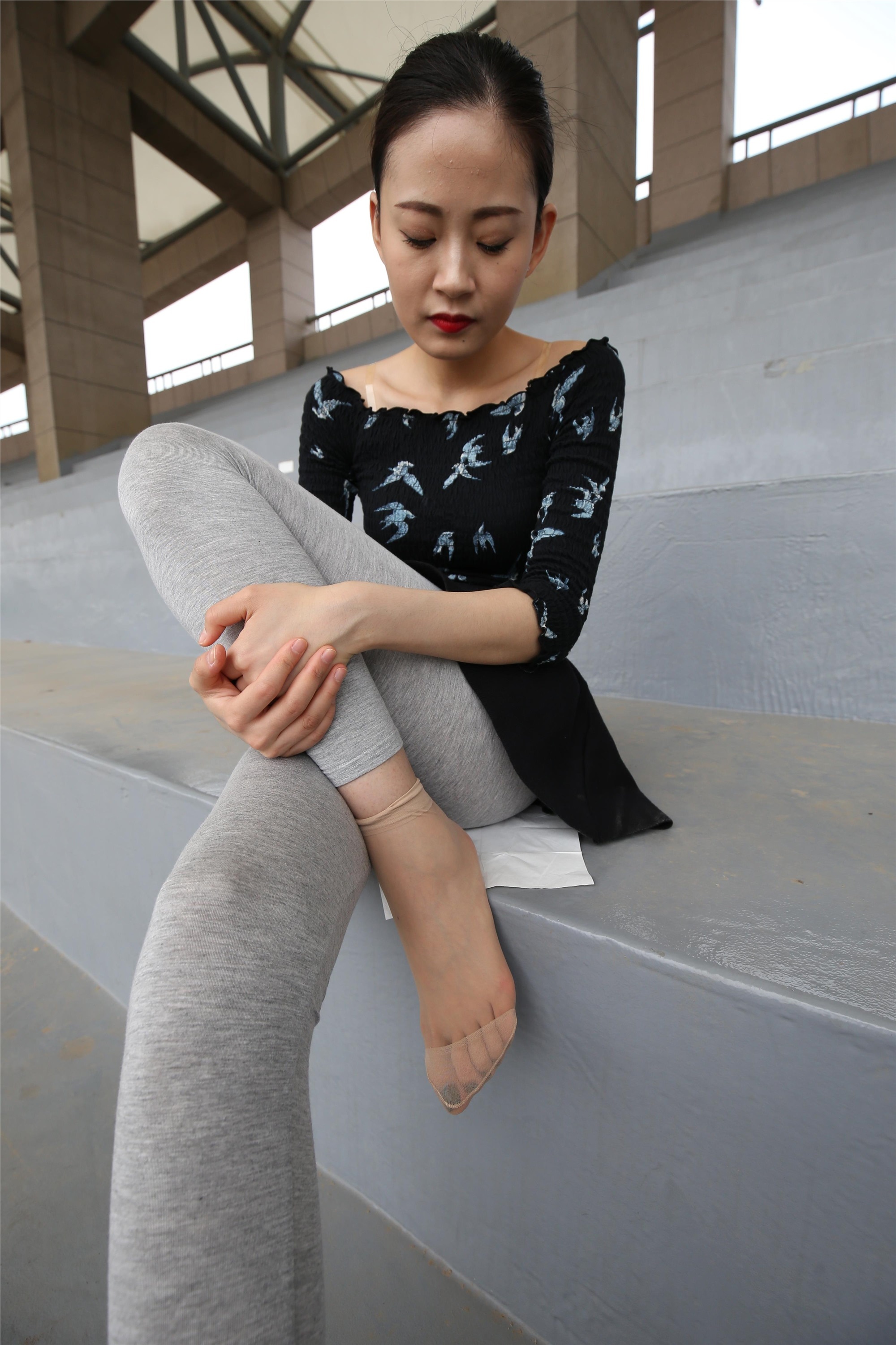 大西瓜美女图片 Z3-6 空姐灰丝459p3