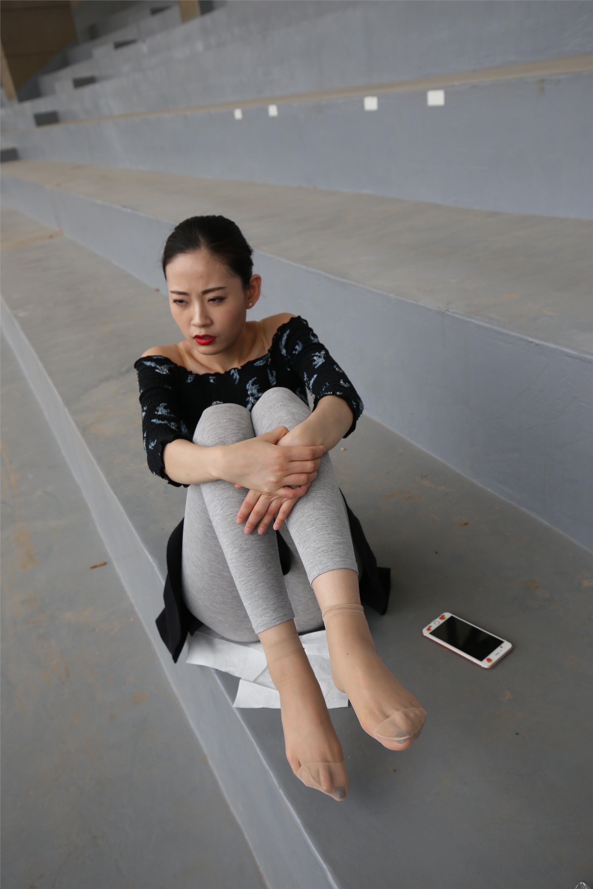 大西瓜美女图片 Z3-6 空姐灰丝459p3