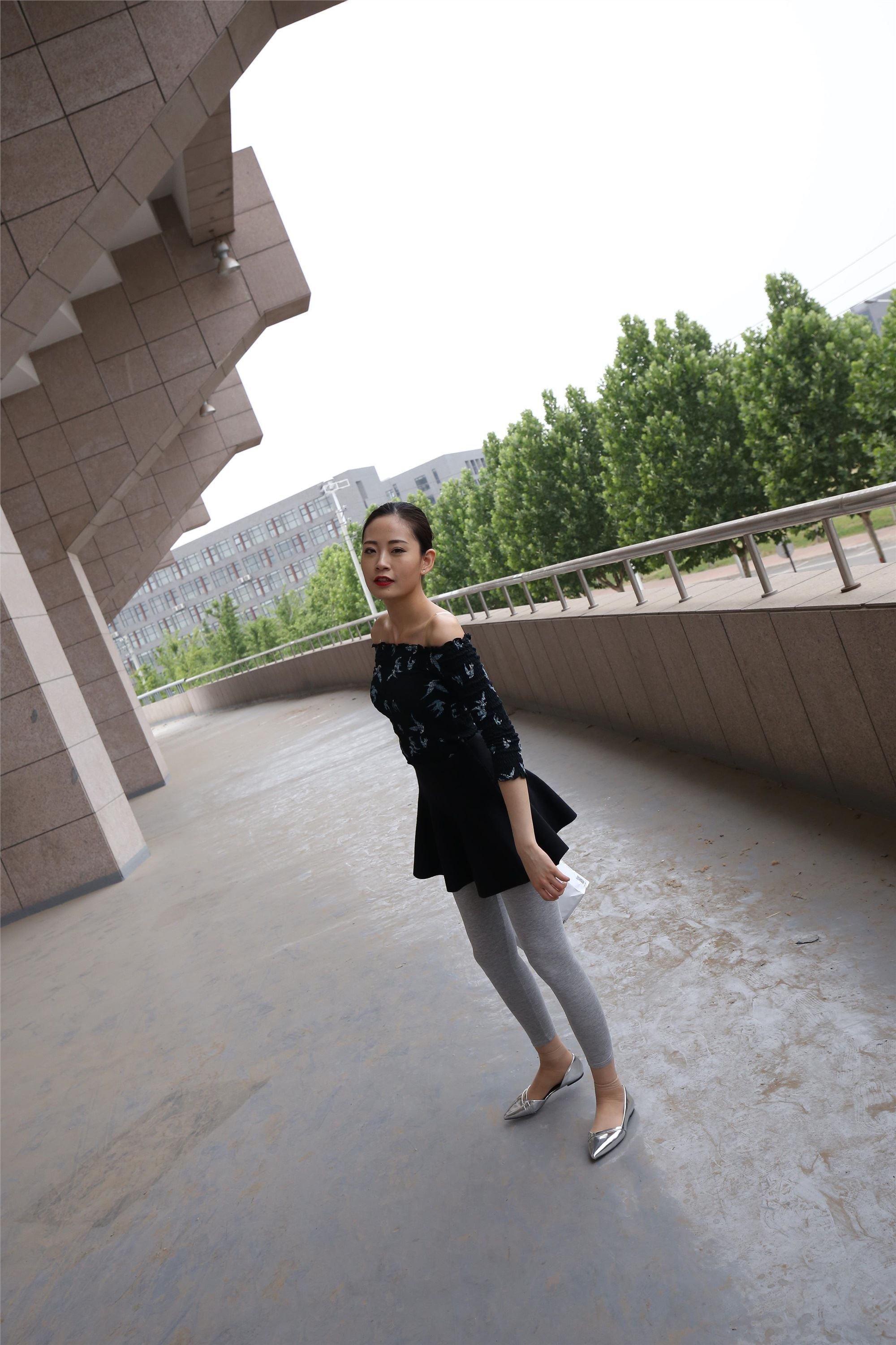 大西瓜美女图片 Z3-6 空姐灰丝459p3