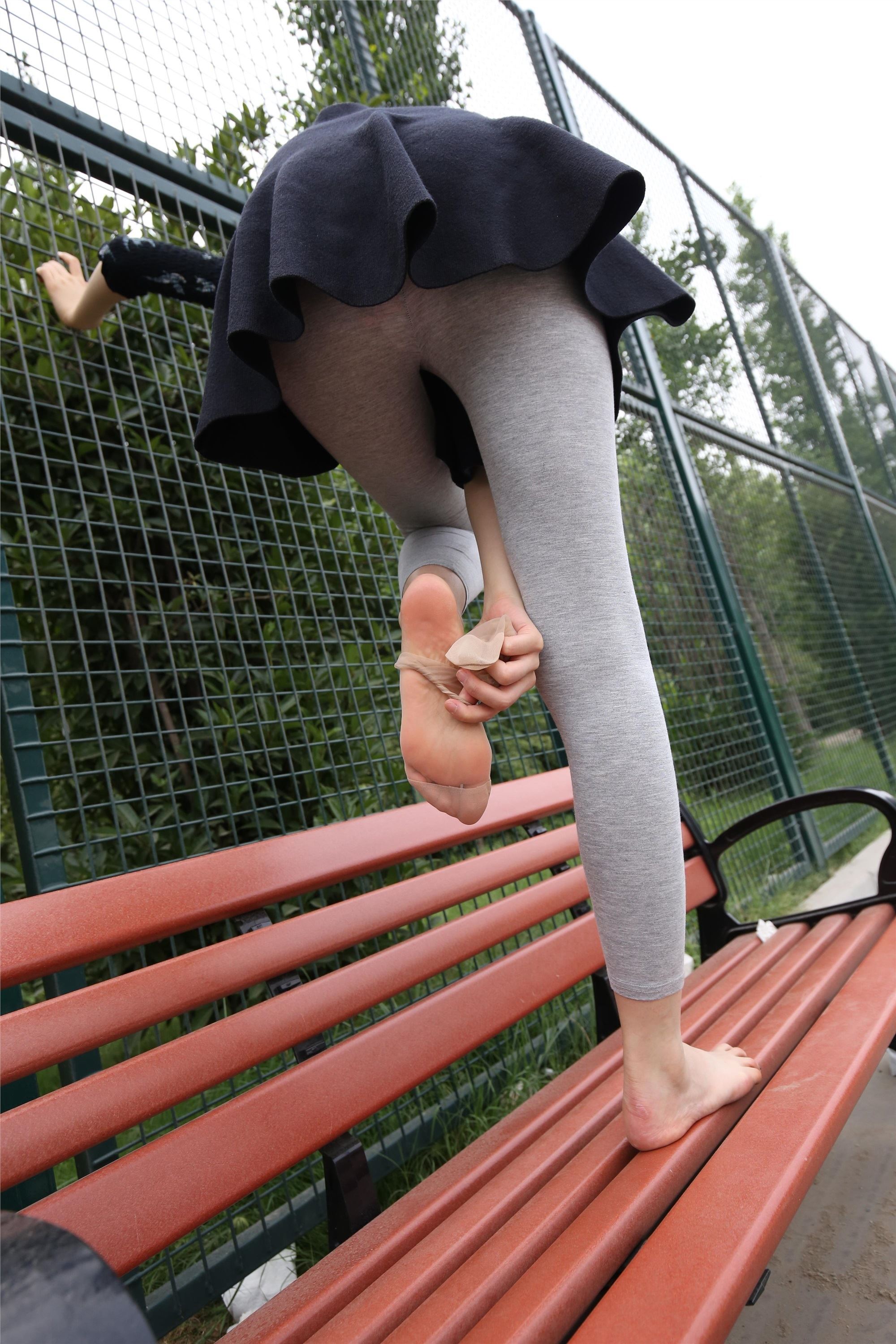 大西瓜美女图片 Z3-6 空姐灰丝459p4