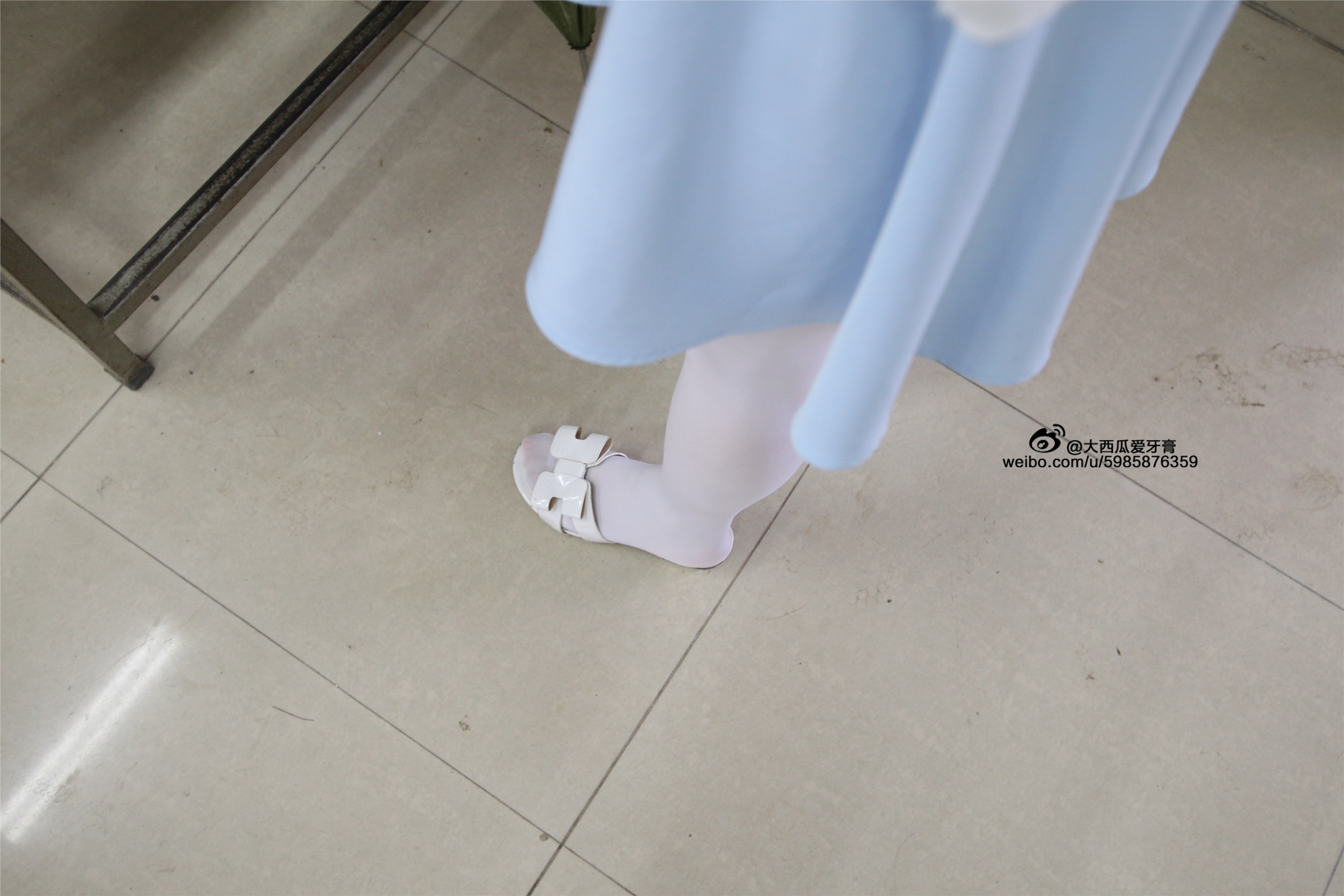 大西瓜美女图片 Z4-1 小蓝裙263p1