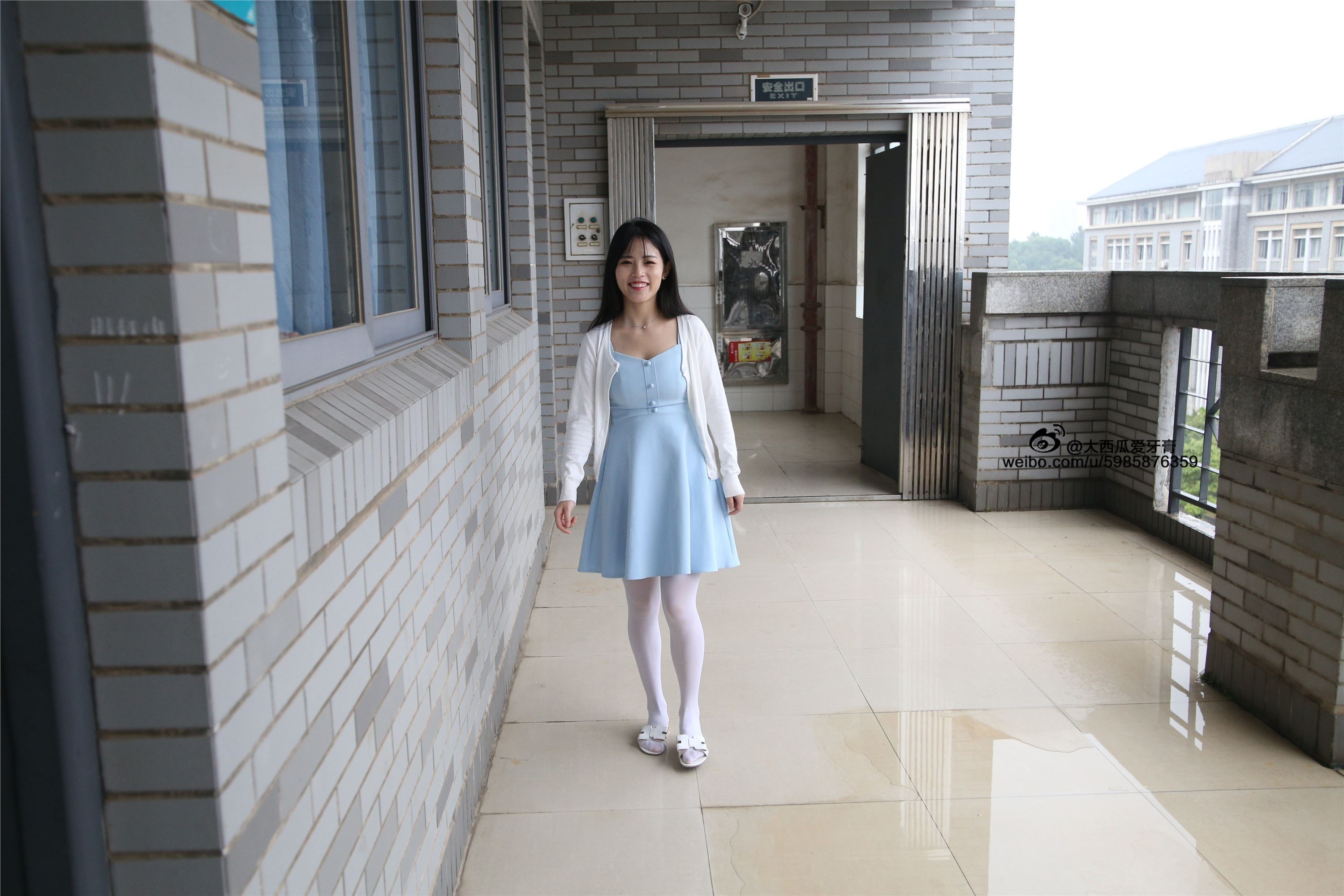 大西瓜美女图片 Z4-1 小蓝裙263p1