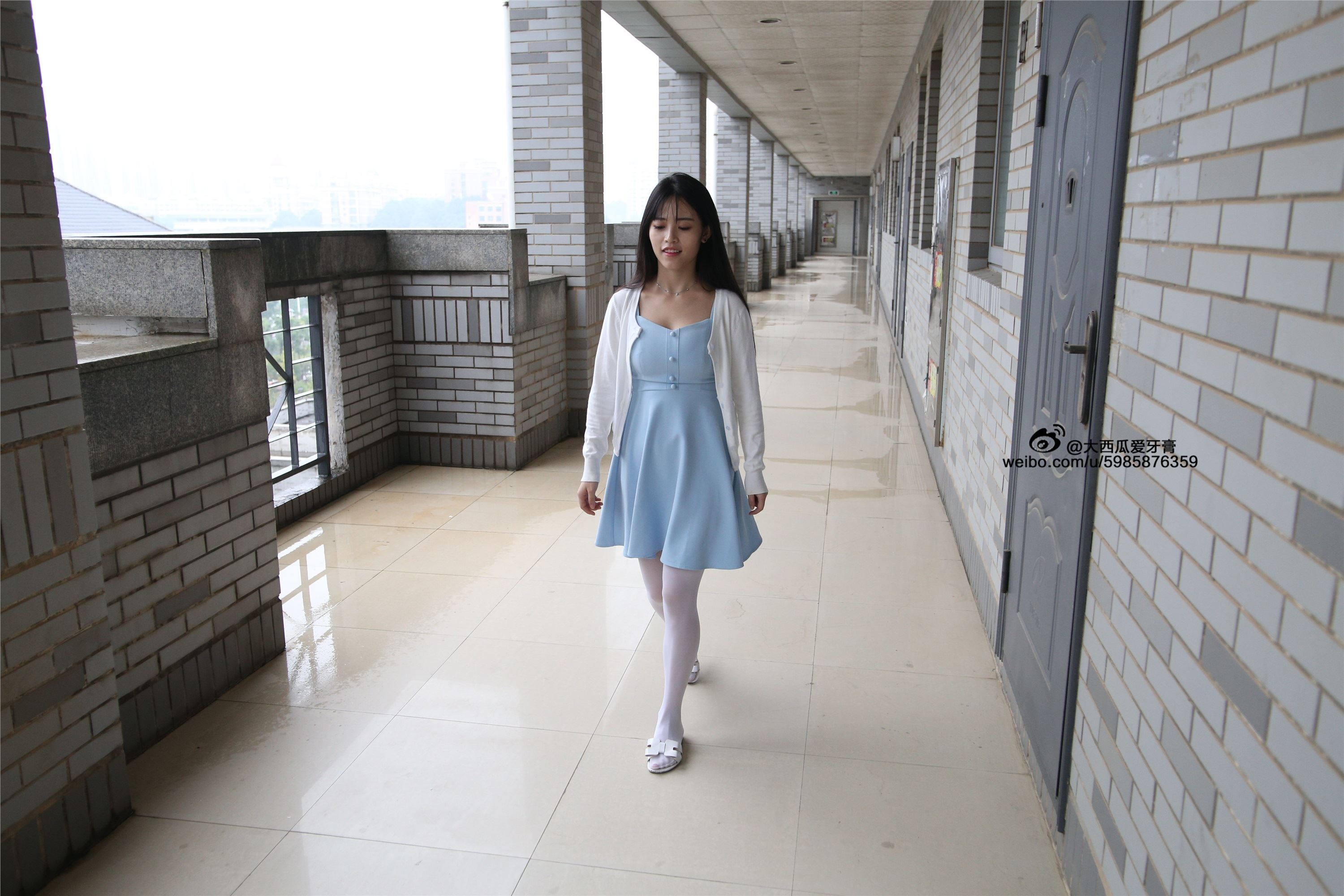 大西瓜美女图片 Z4-1 小蓝裙263p1