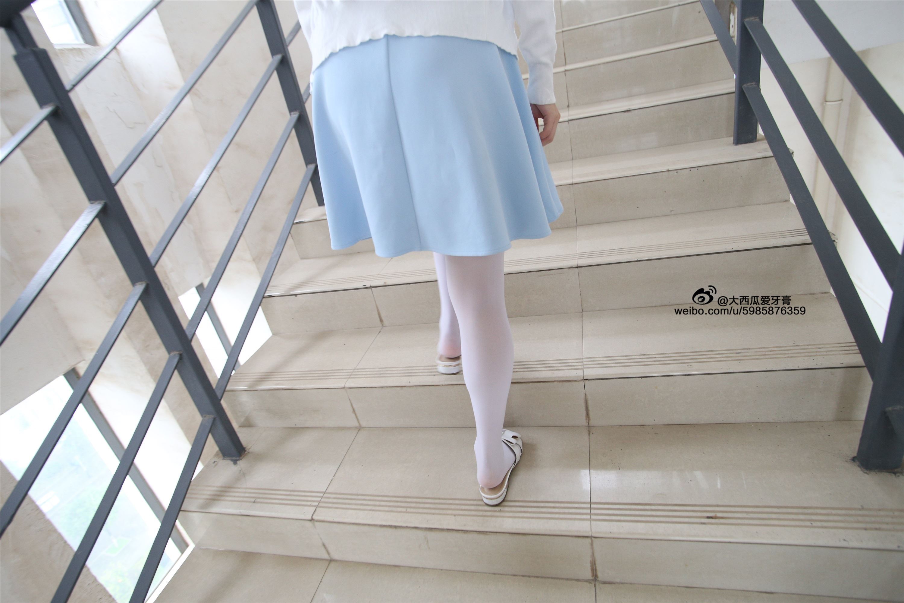 大西瓜美女图片 Z4-1 小蓝裙263p2