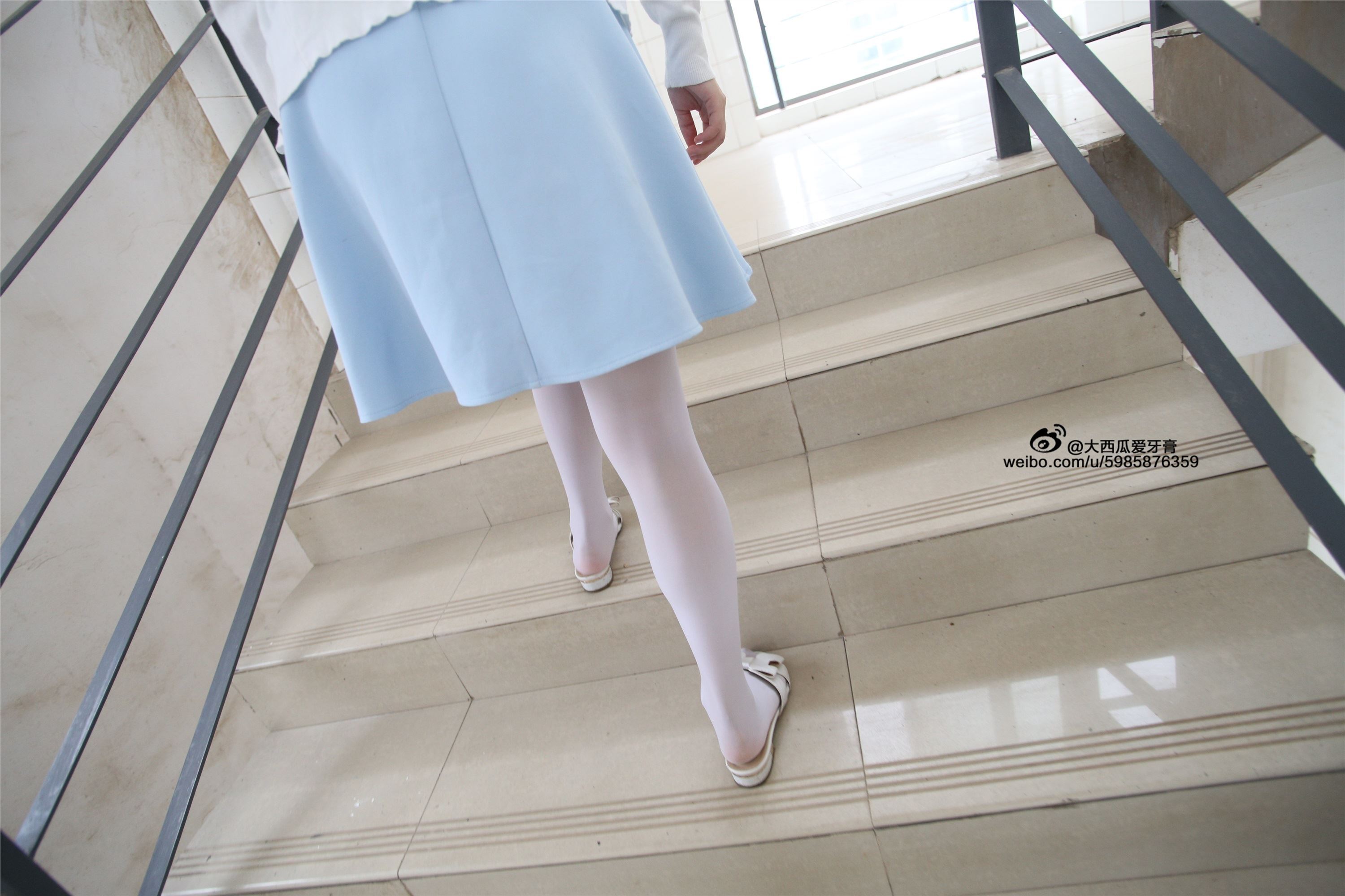 大西瓜美女图片 Z4-1 小蓝裙263p2