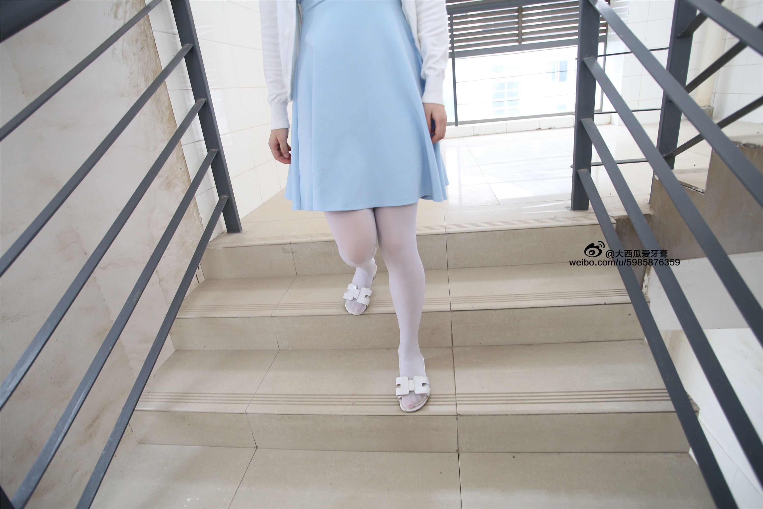 大西瓜美女图片 Z4-1 小蓝裙263p2