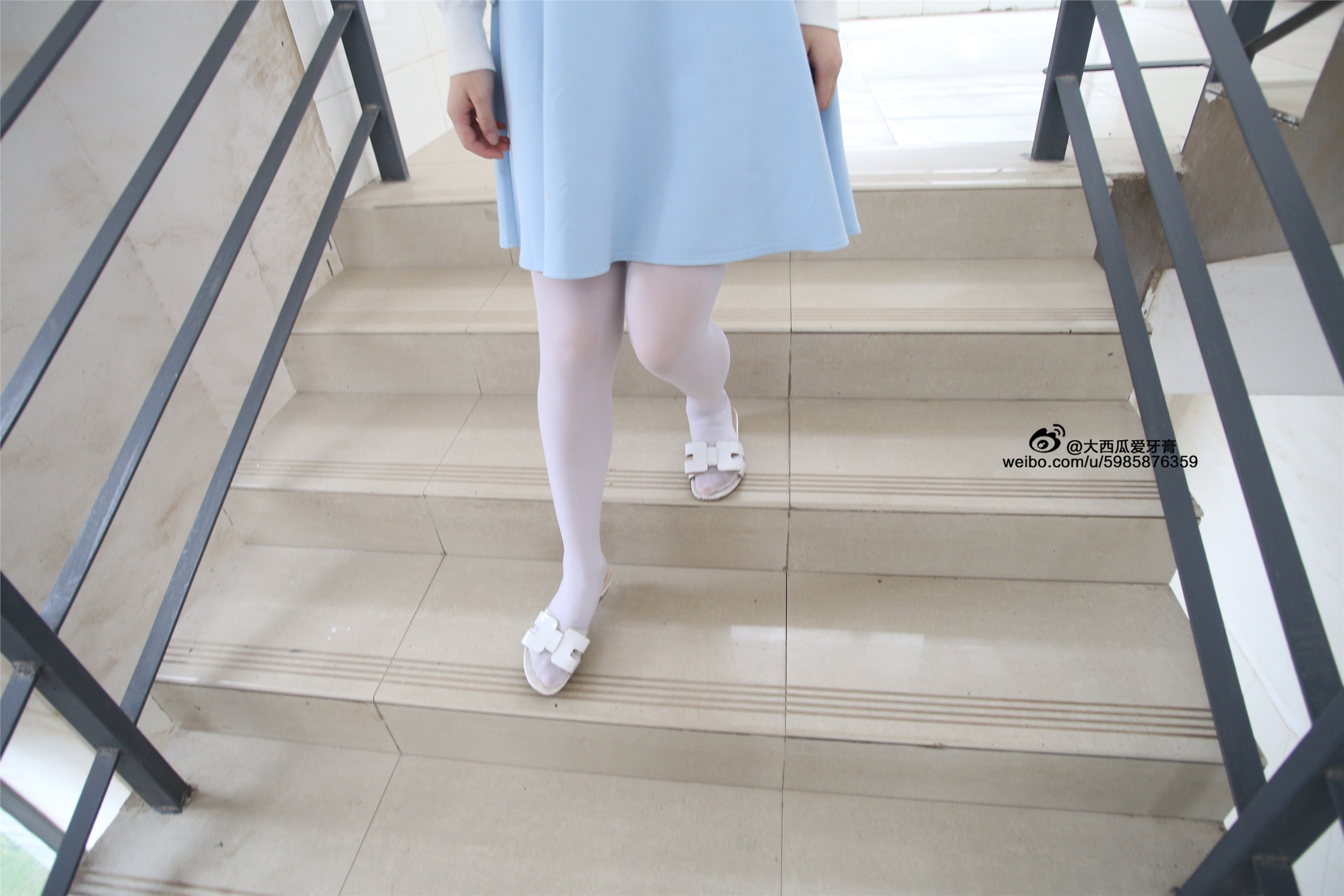 大西瓜美女图片 Z4-1 小蓝裙263p2