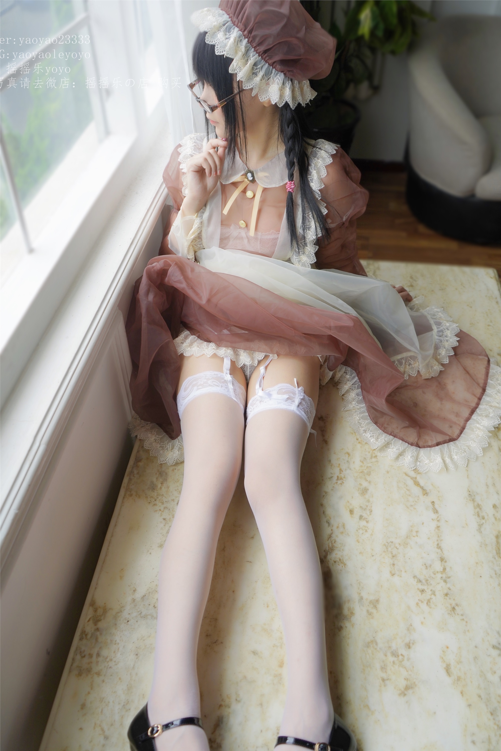 软妹摇摇乐 – 透明女仆 图套