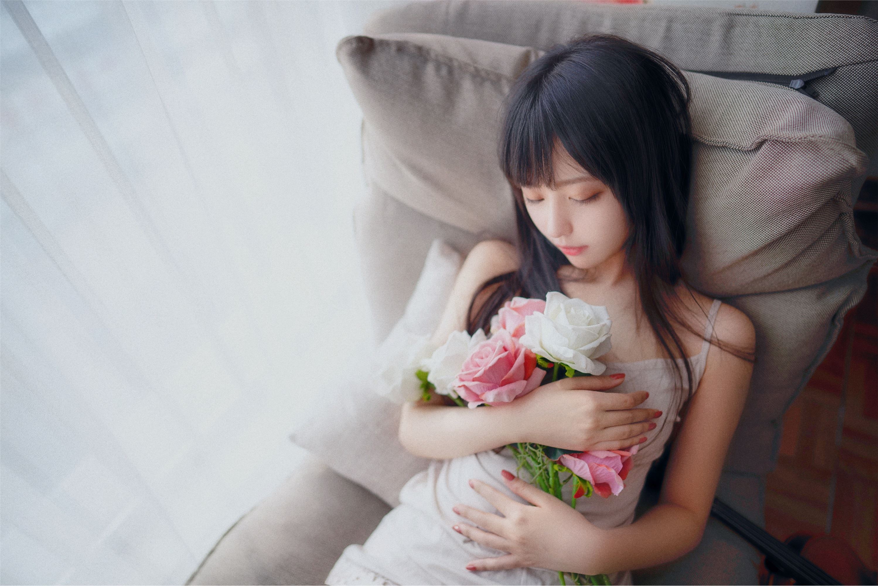 Shika小鹿鹿 – 长发姑娘