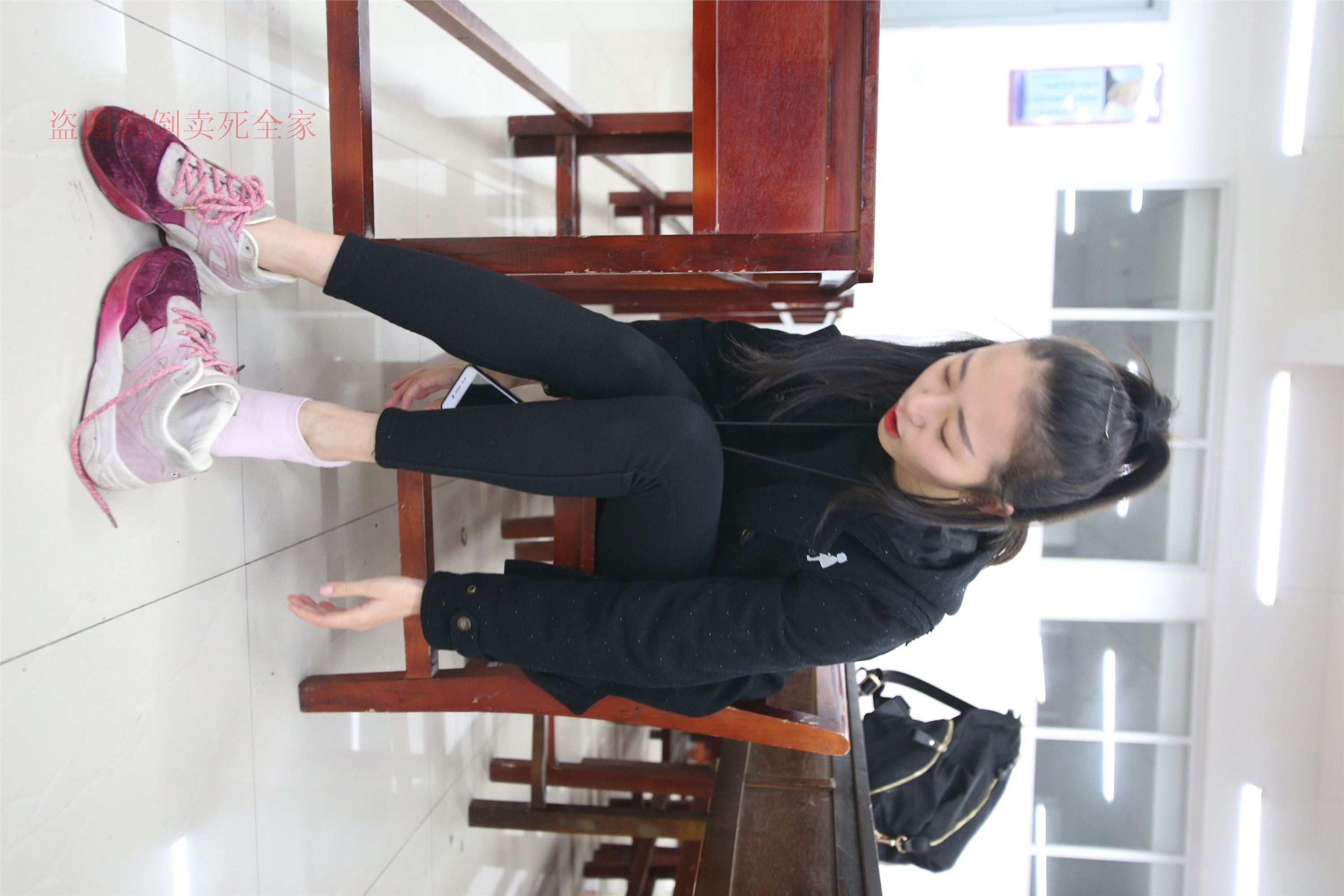 大西瓜美女图片 Z4-3 短si+luo足 324P1