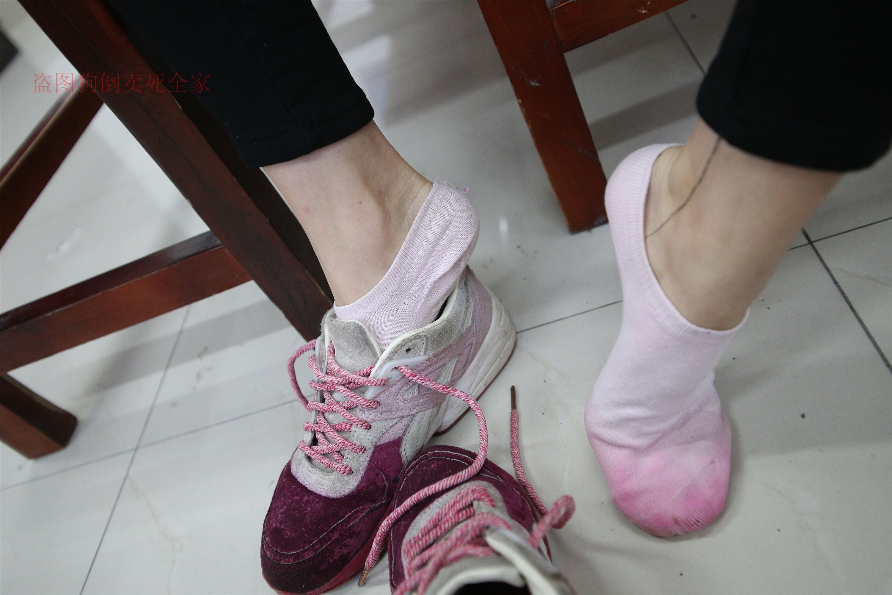 大西瓜美女图片 Z4-3 短si+luo足 324P1