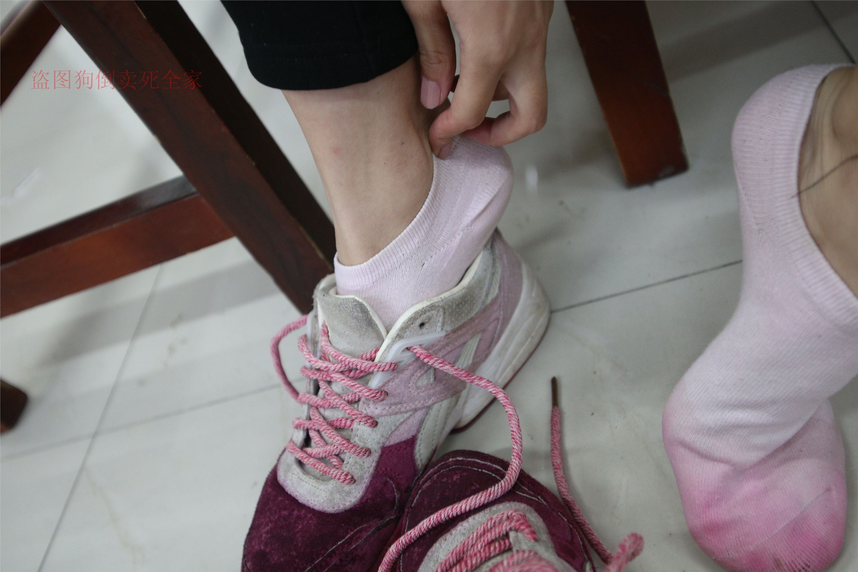 大西瓜美女图片 Z4-3 短si+luo足 324P1