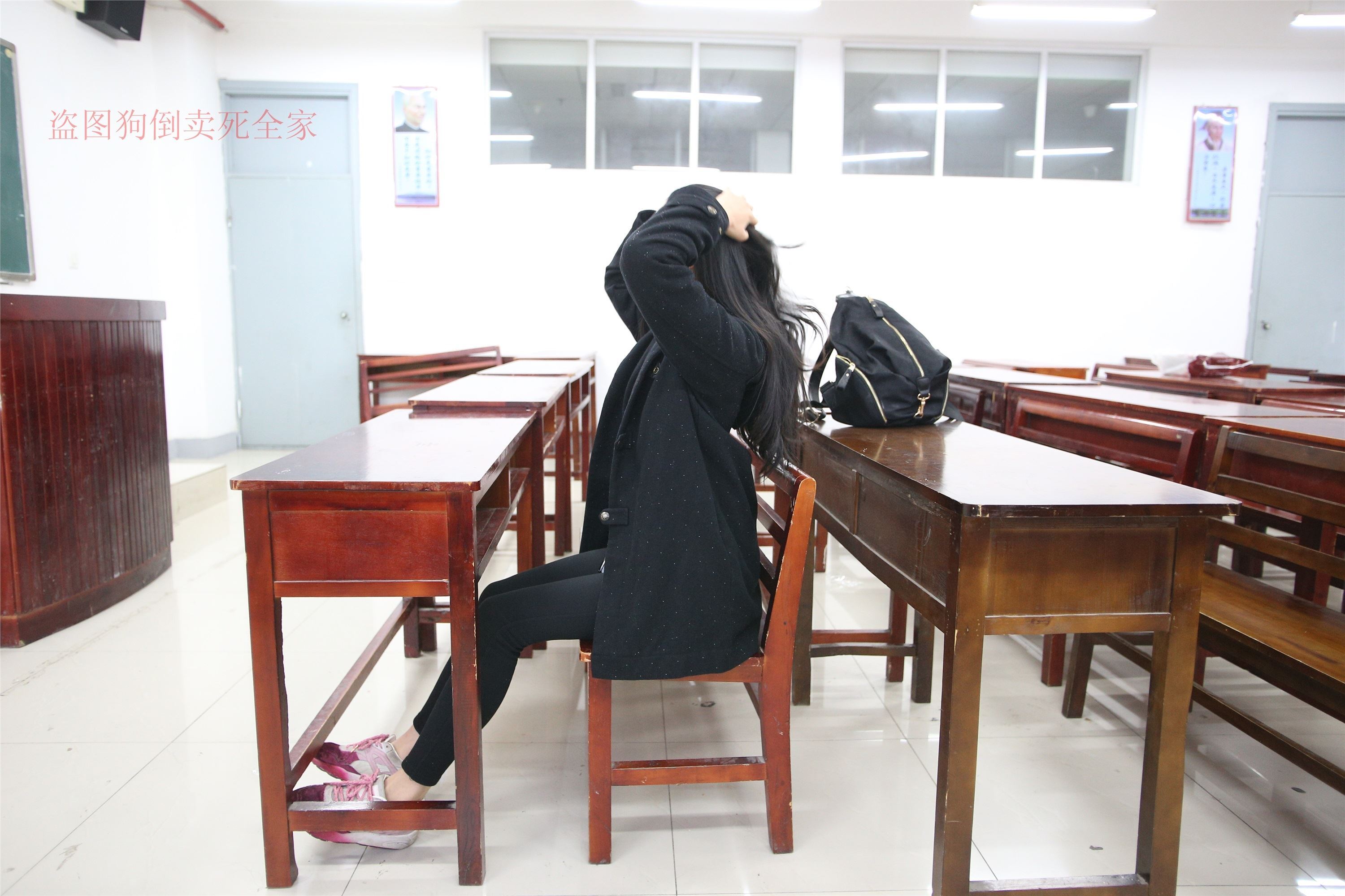 大西瓜美女图片 Z4-3 短si+luo足 324P1