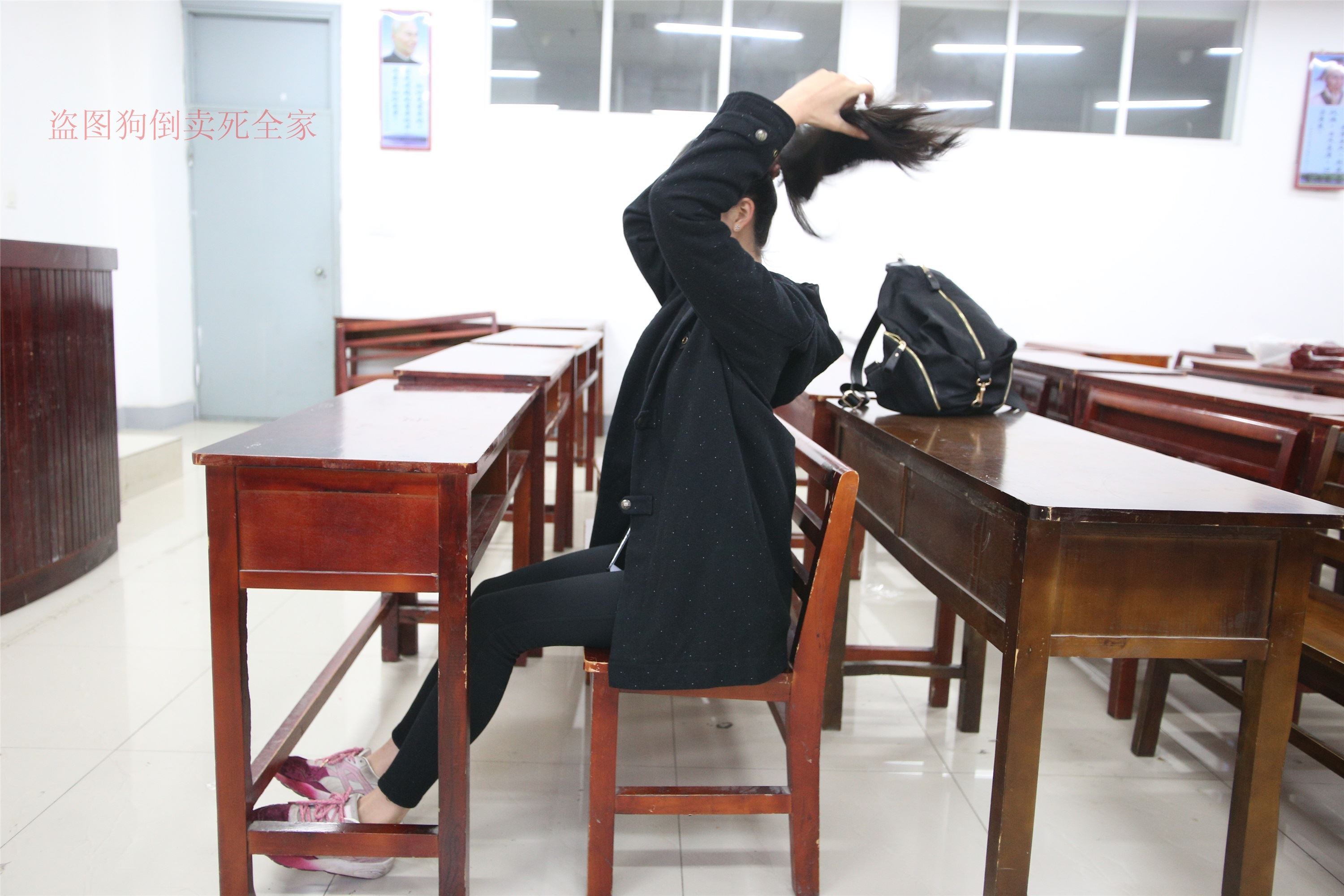 大西瓜美女图片 Z4-3 短si+luo足 324P1