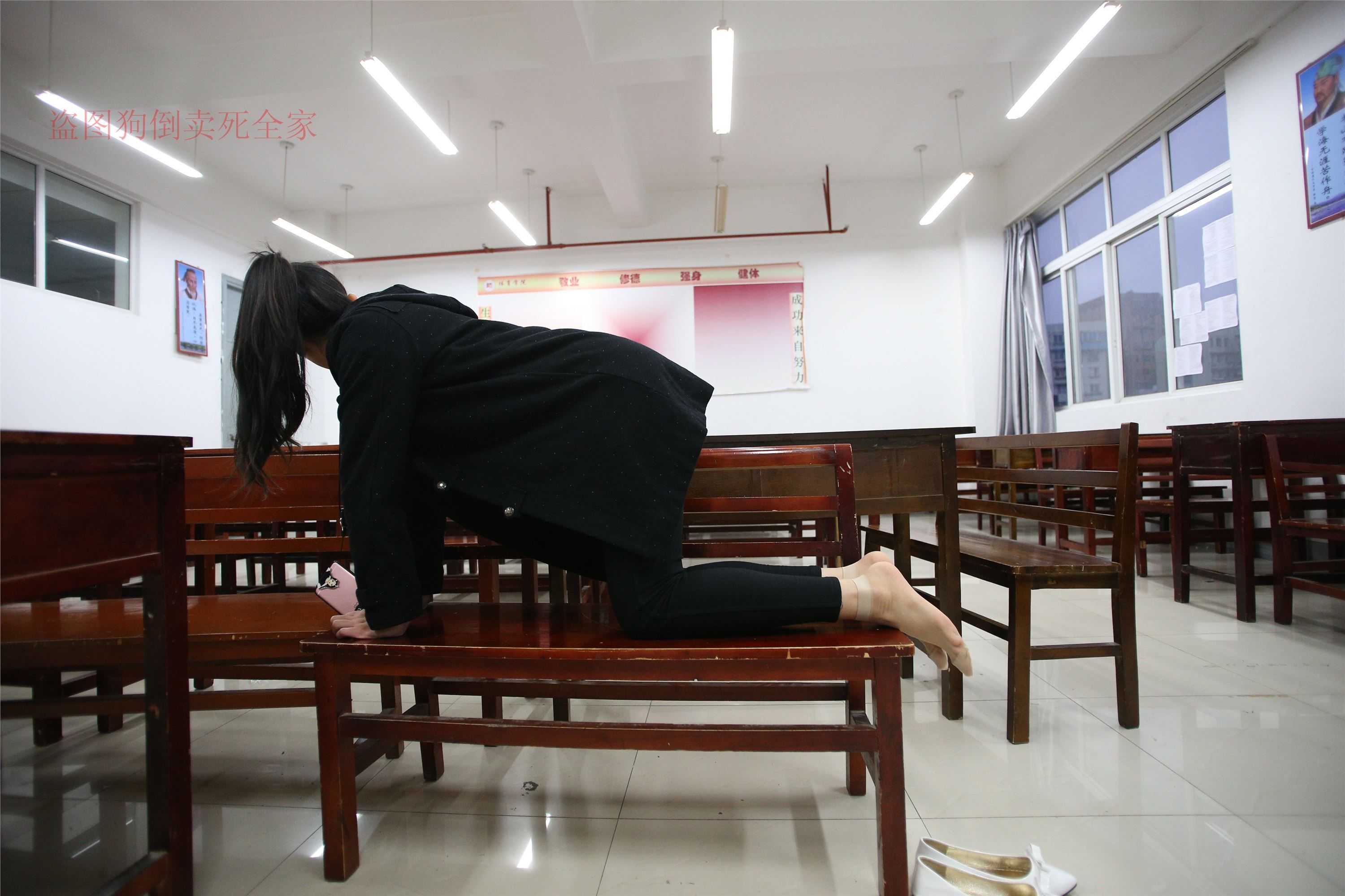 大西瓜美女图片 Z4-3 短si+luo足 324P2