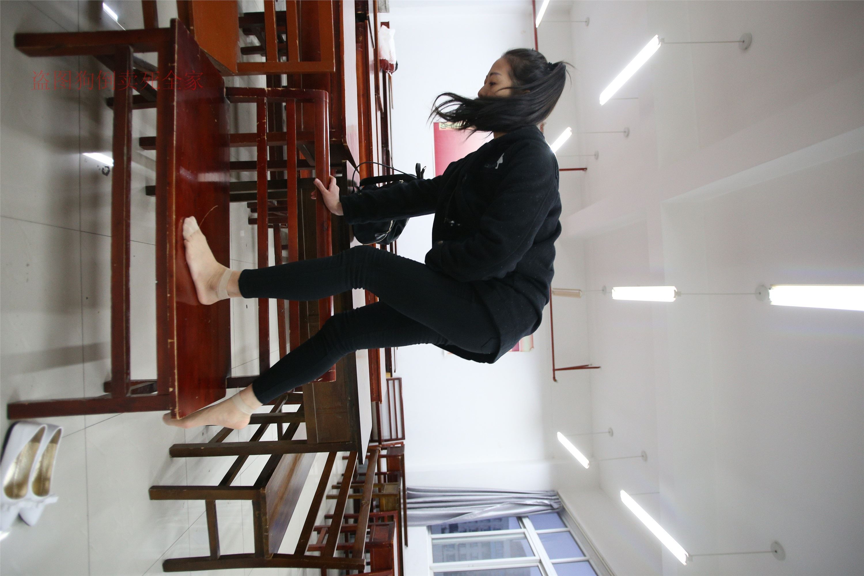 大西瓜美女图片 Z4-3 短si+luo足 324P2