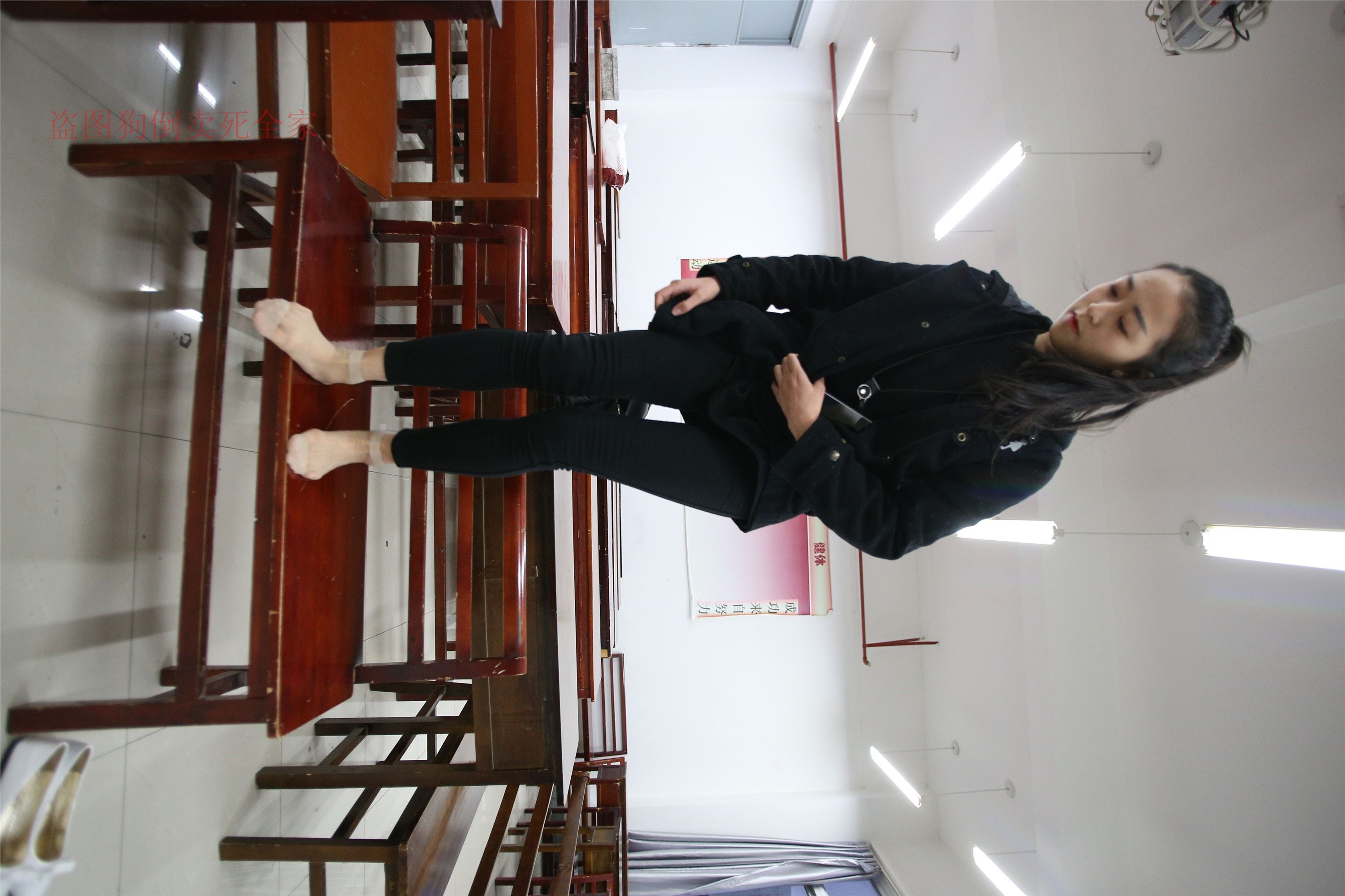 大西瓜美女图片 Z4-3 短si+luo足 324P2