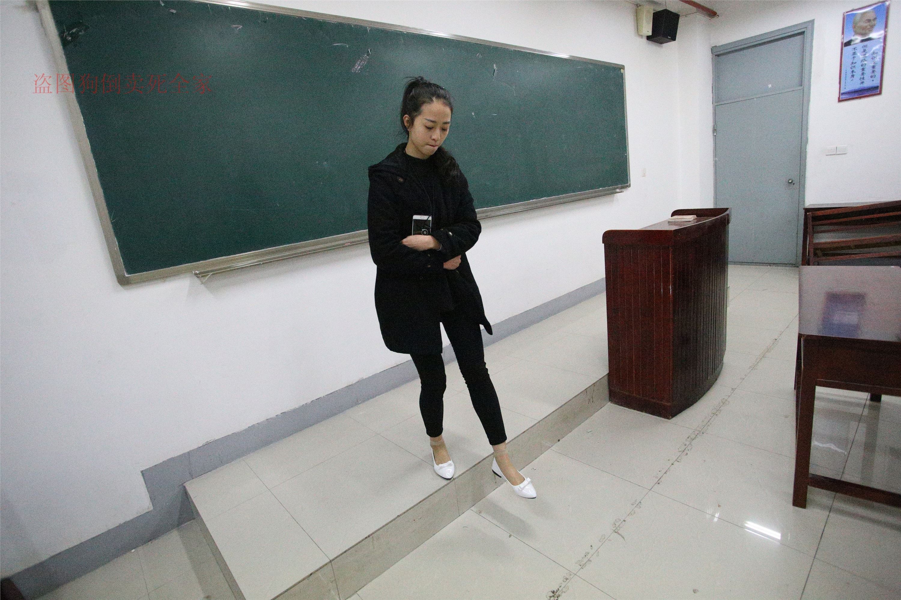 大西瓜美女图片 Z4-3 短si+luo足 324P2