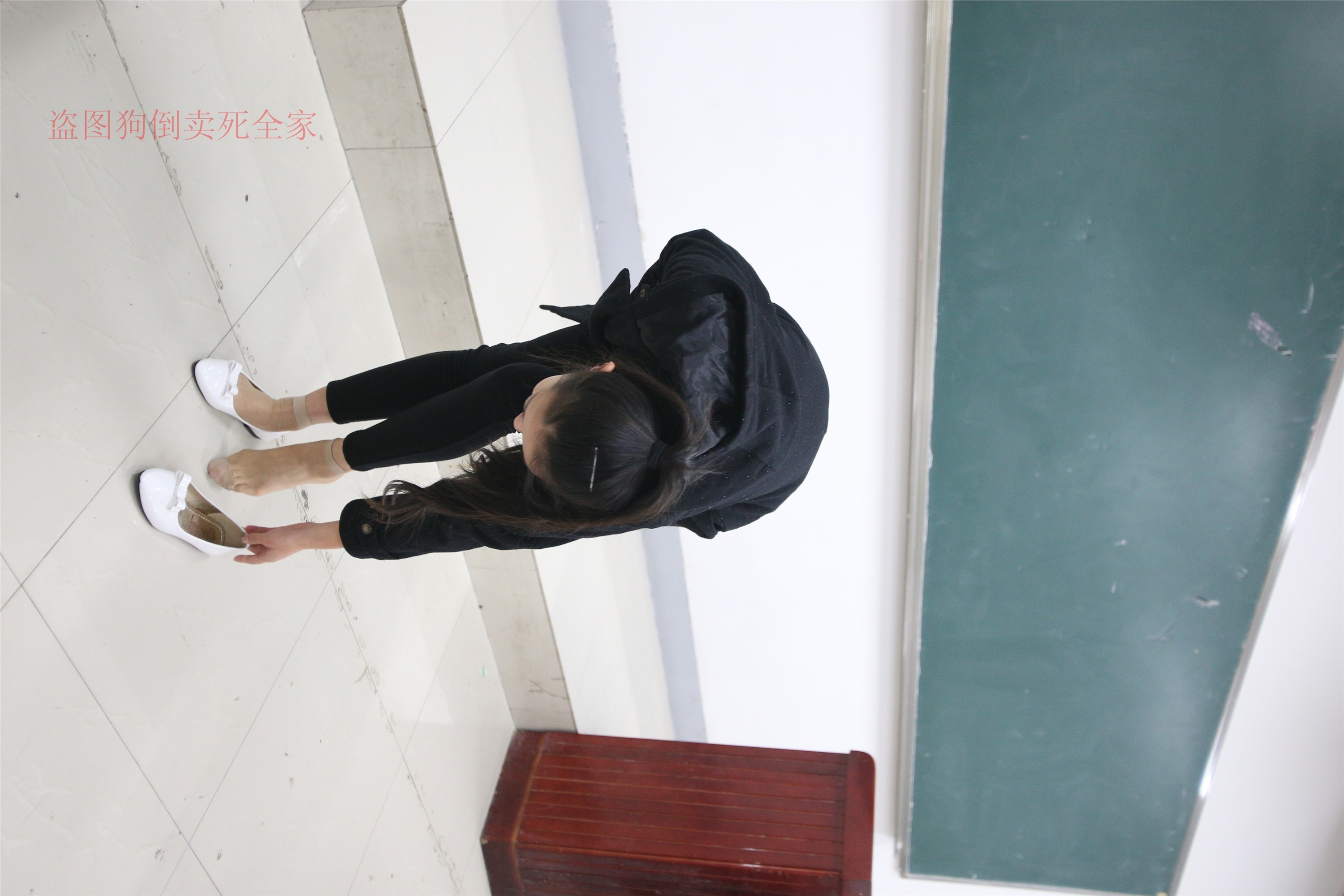 大西瓜美女图片 Z4-3 短si+luo足 324P3