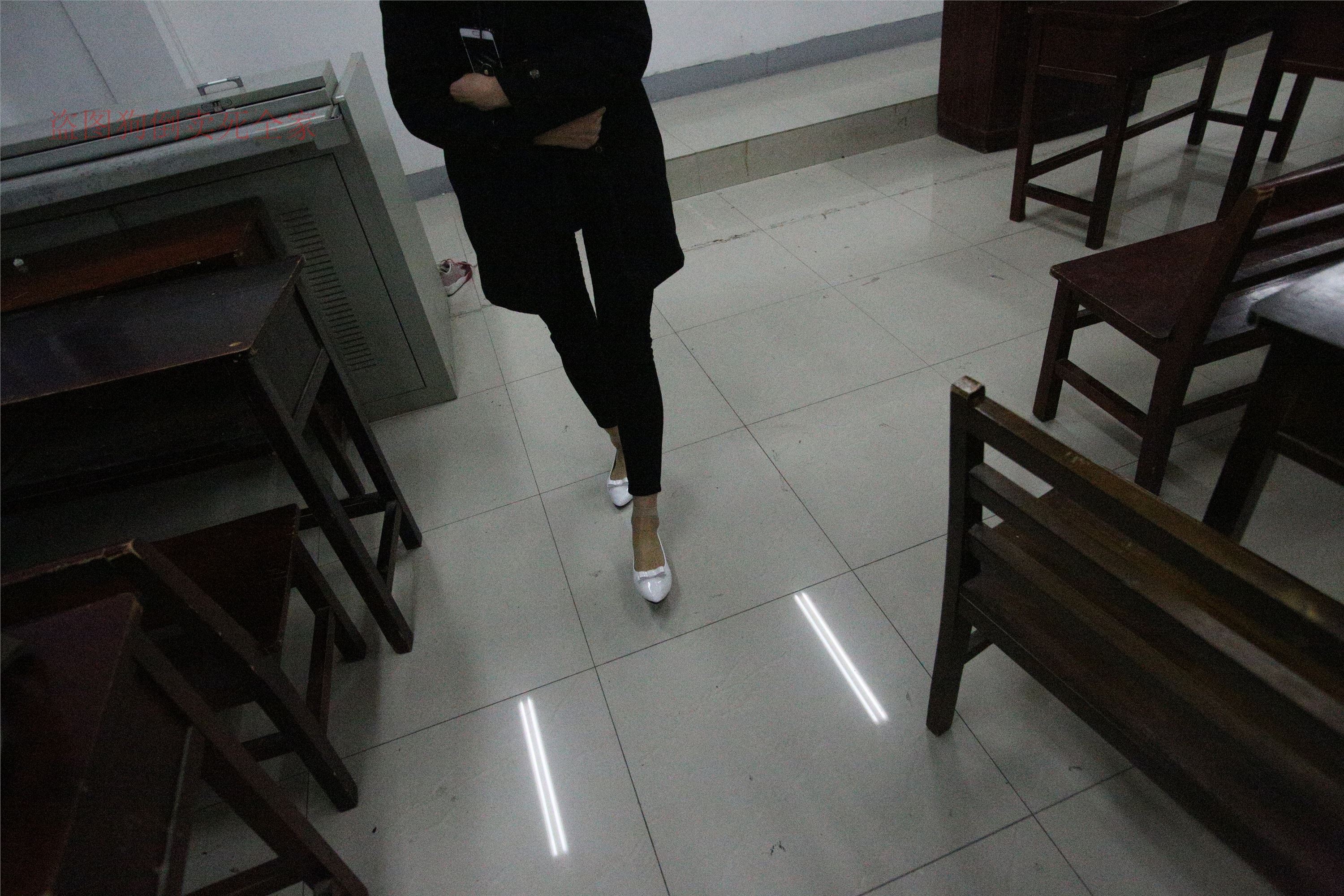 大西瓜美女图片 Z4-3 短si+luo足 324P3