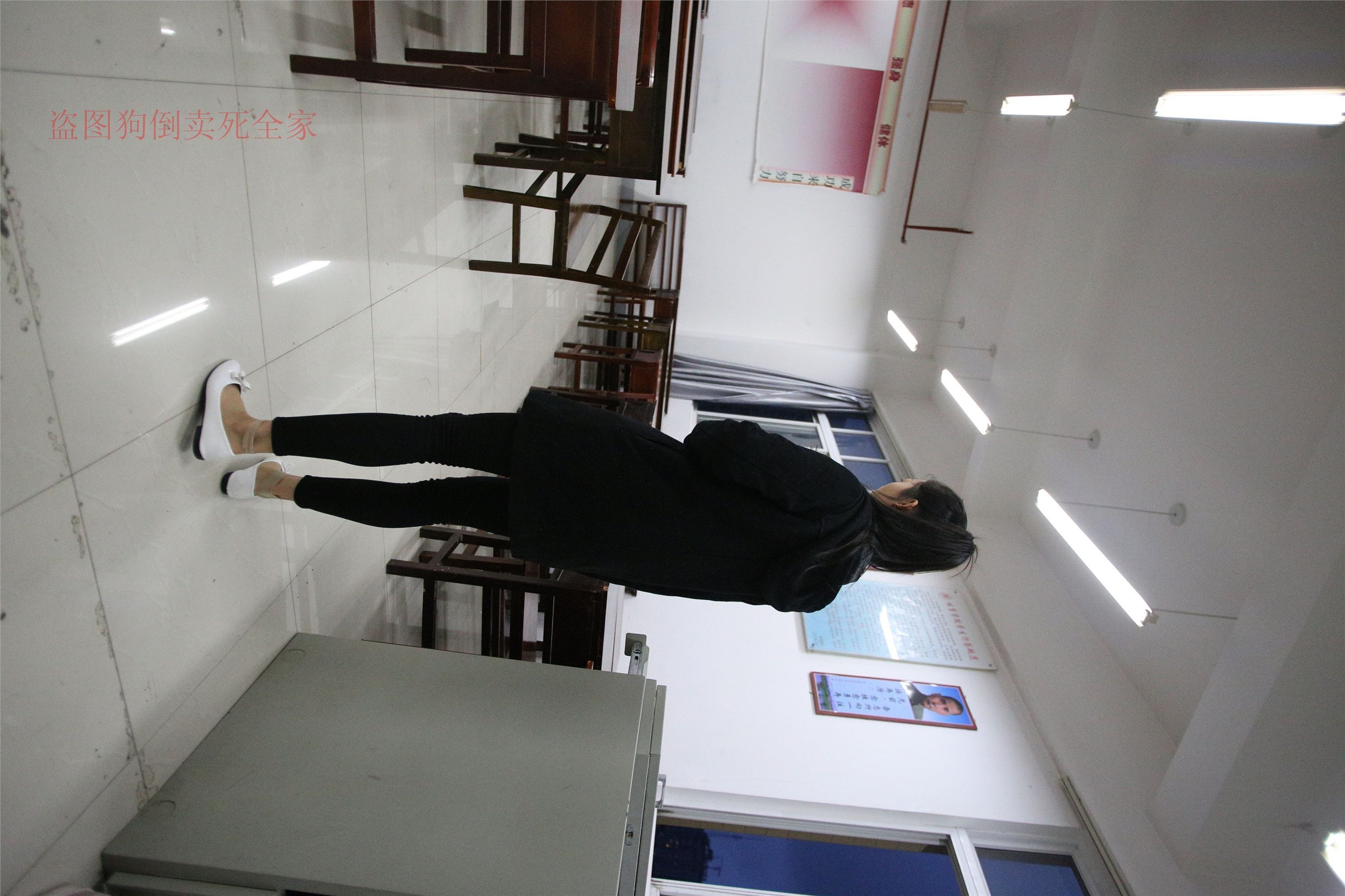 大西瓜美女图片 Z4-3 短si+luo足 324P3