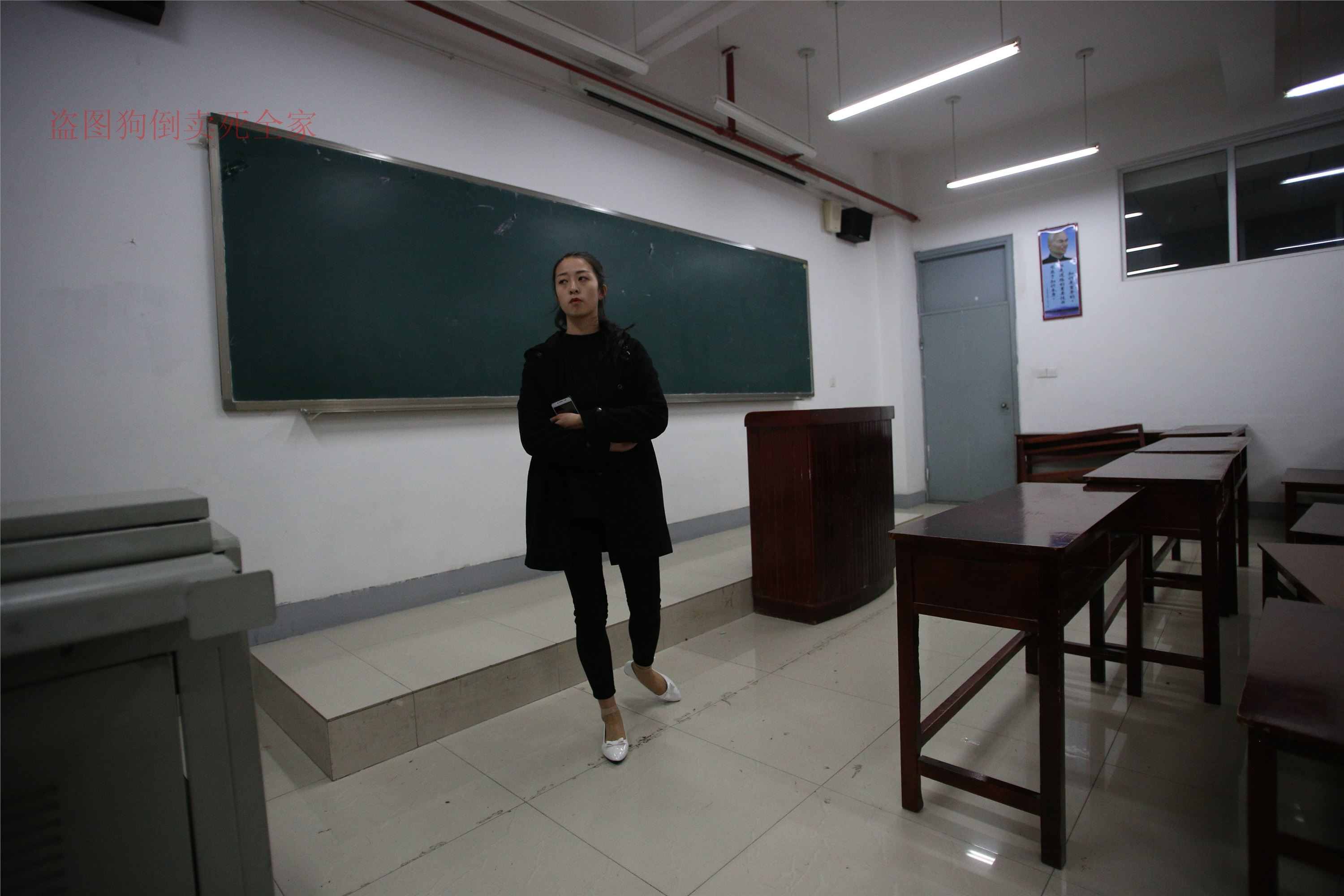 大西瓜美女图片 Z4-3 短si+luo足 324P3