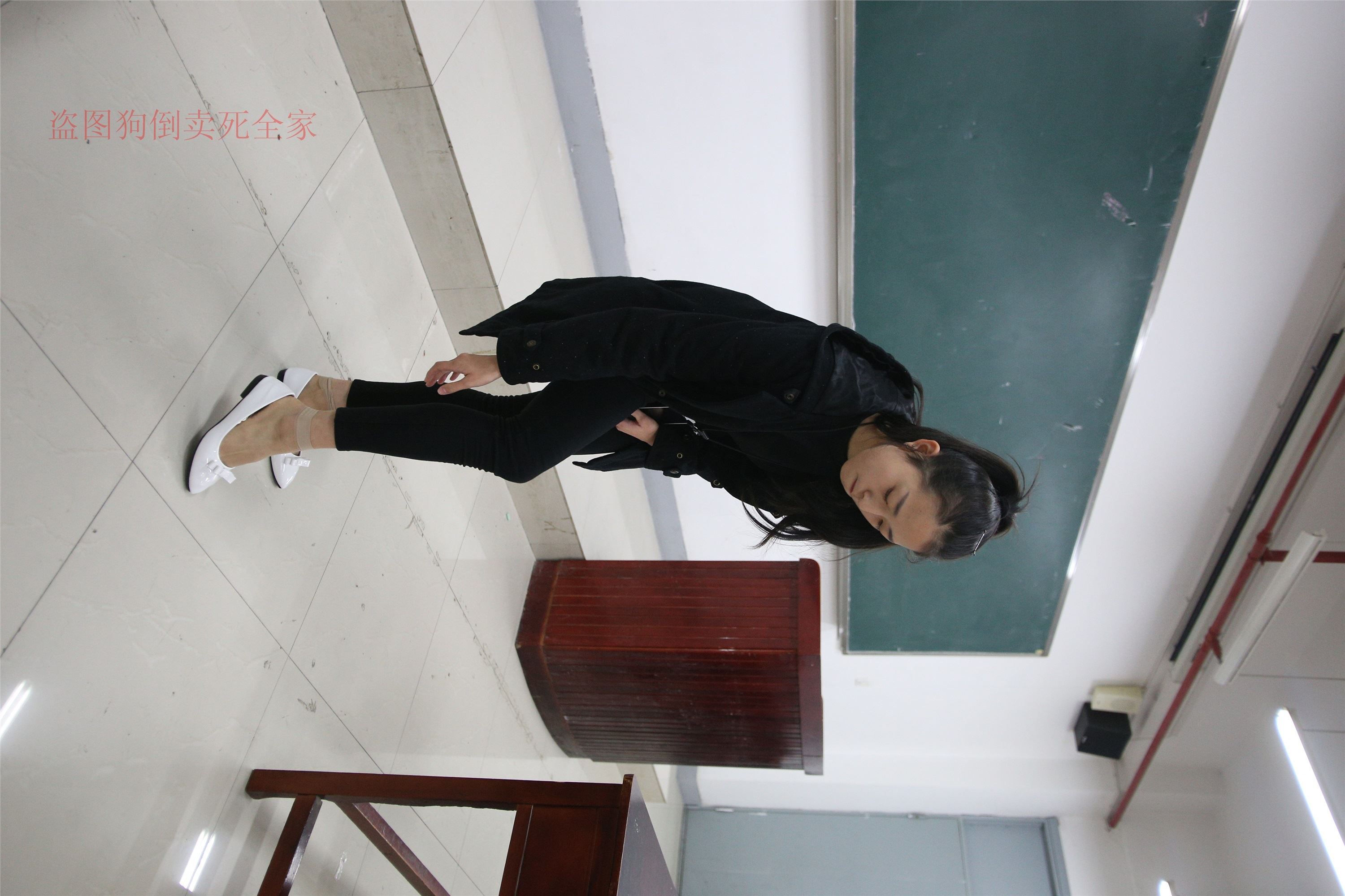 大西瓜美女图片 Z4-3 短si+luo足 324P3