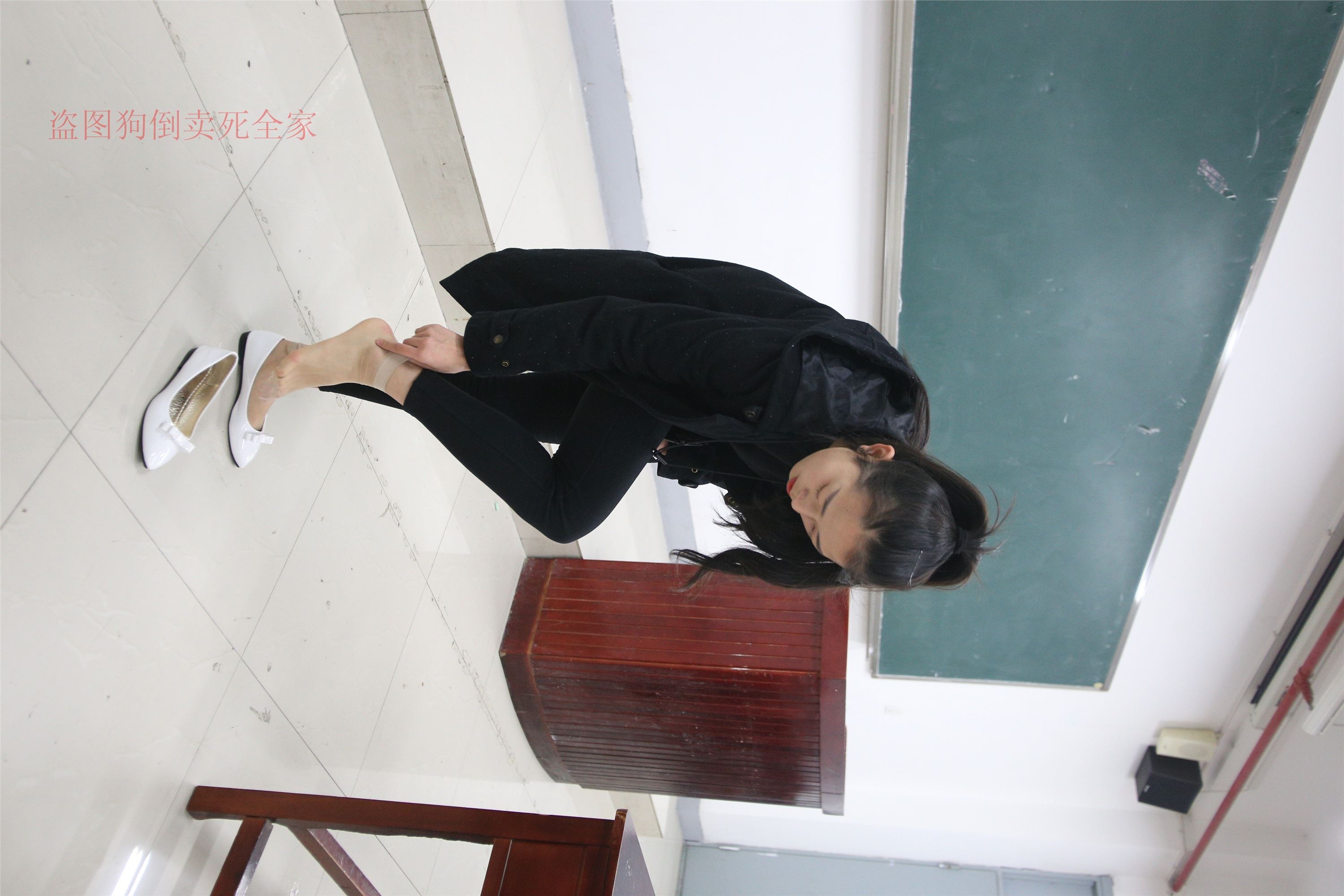 大西瓜美女图片 Z4-3 短si+luo足 324P3